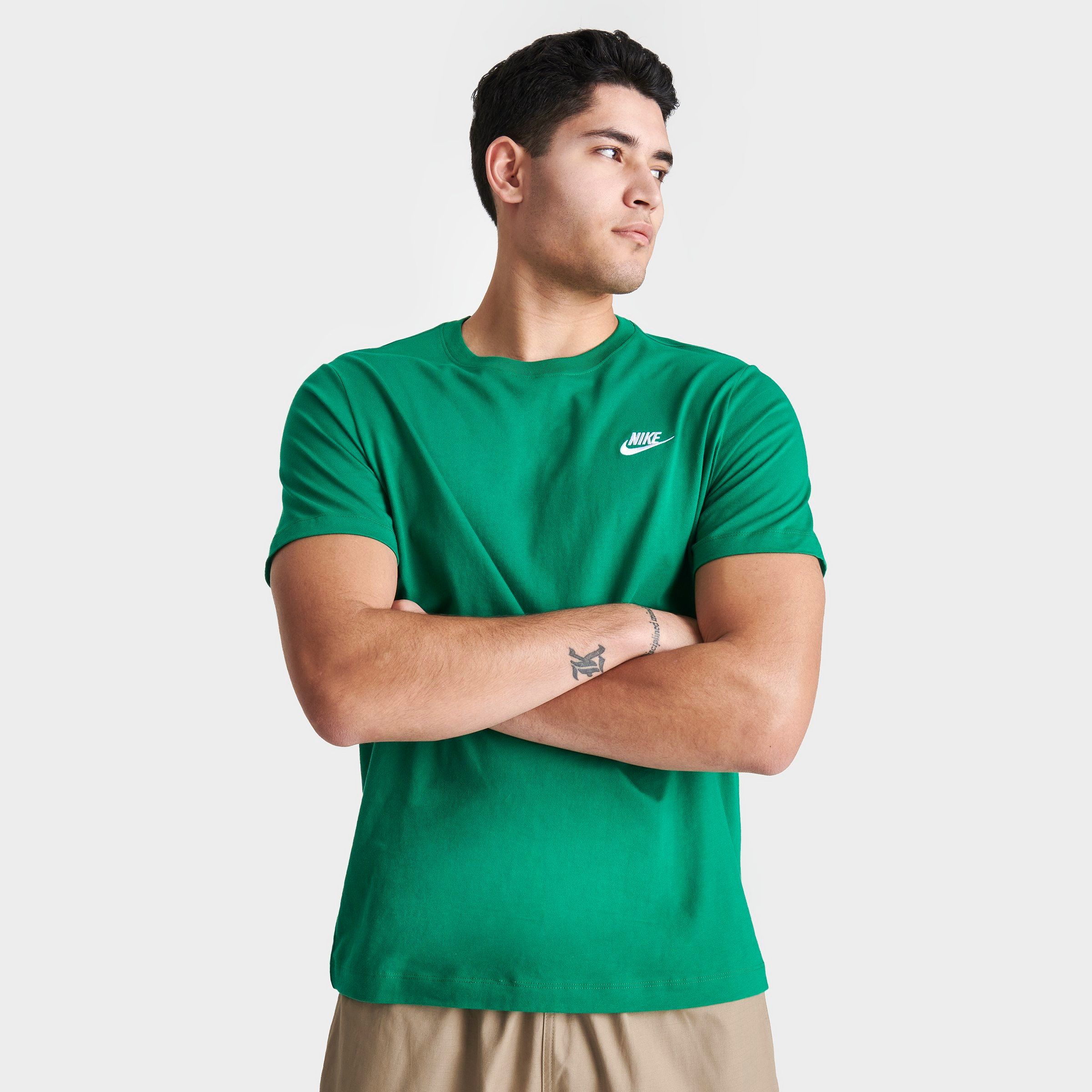 Nike Men's Sportswear Club T-Shirt