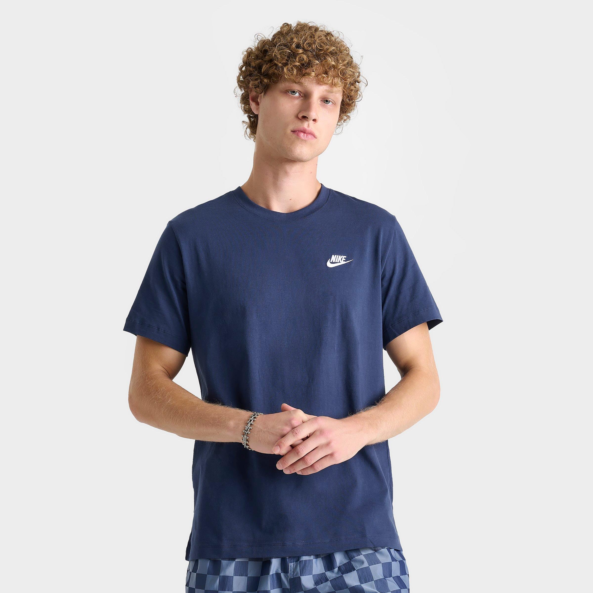 Nike Sportswear Club T-Shirt in Blue/Midnight Navy Size Small 100% Cotton