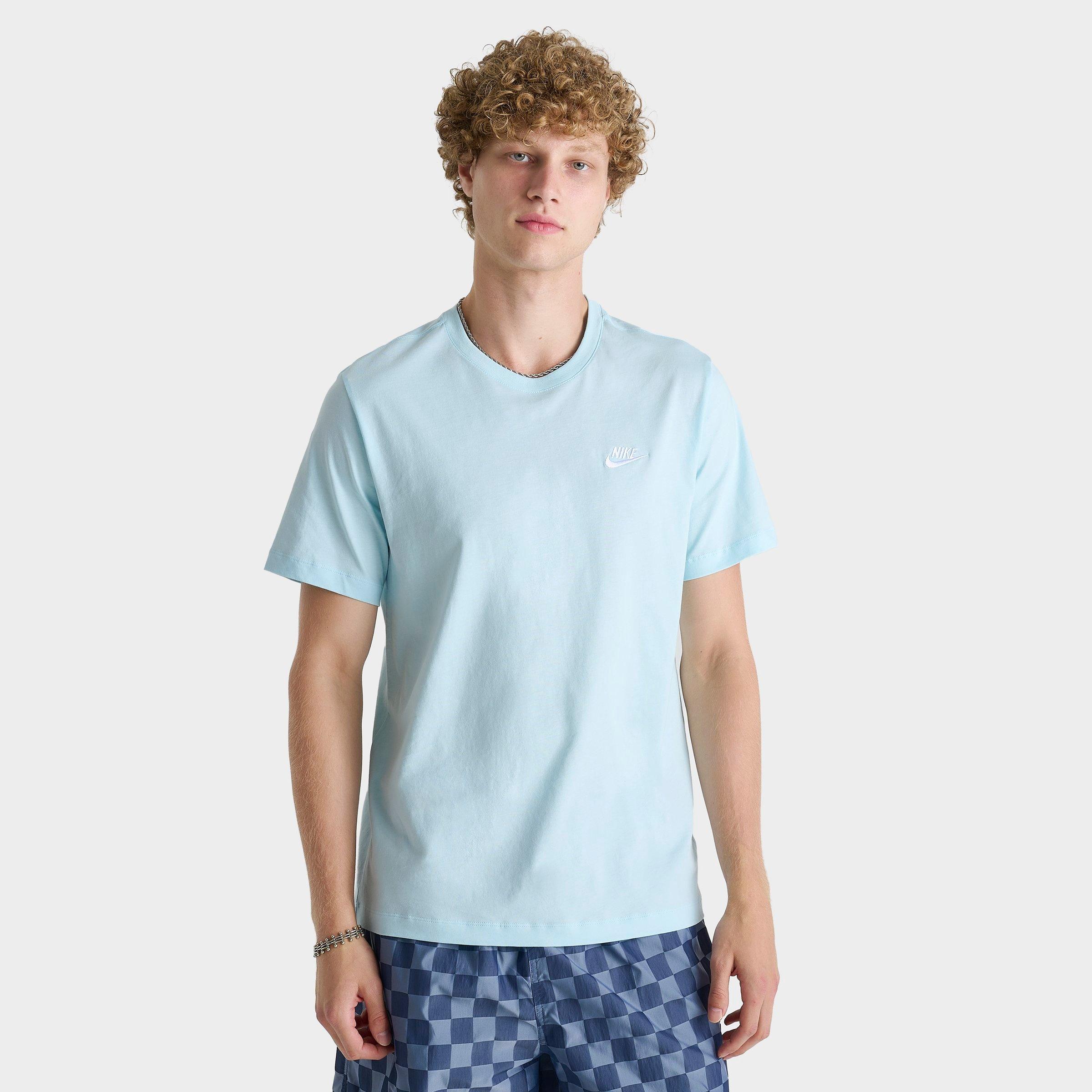 Nike Sportswear Club T-Shirt in Blue/Glacier Blue Size Medium 100% Cotton