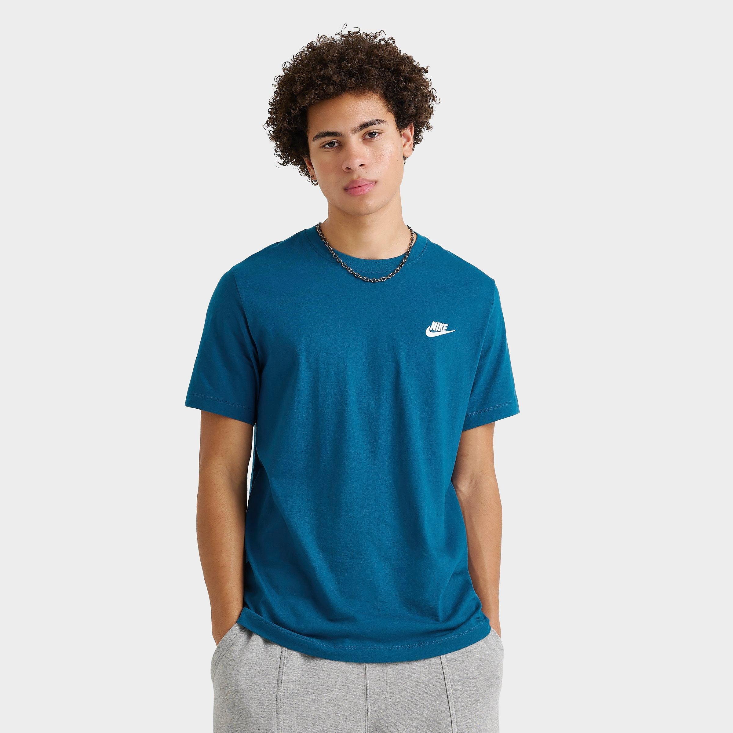 Nike Men's Sportswear Club T-Shirt in Court Blue/White Size: XS