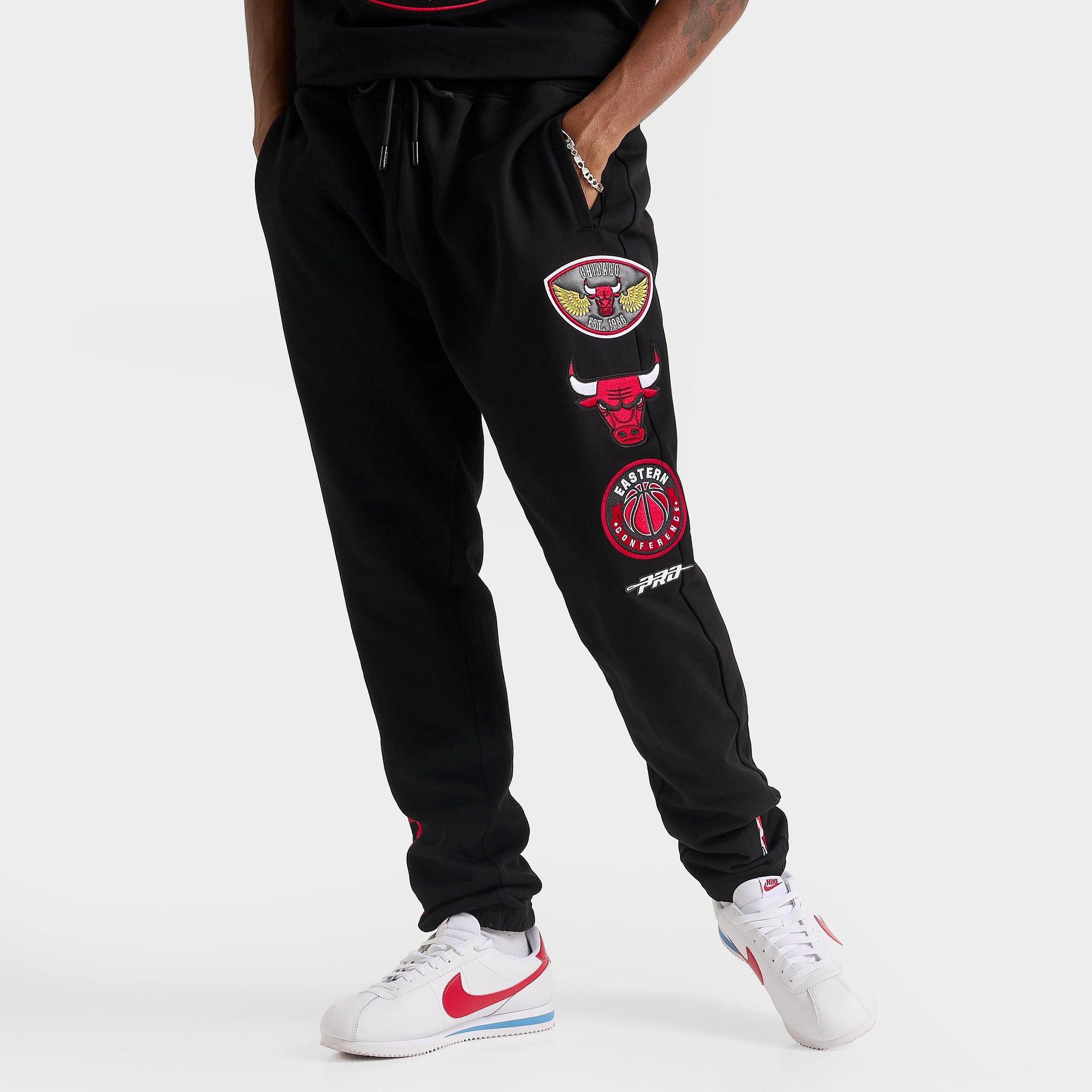 Pro Standard Men's Chicago Bulls NBA Born For Sport Fleece Jogger Pants in Black Size: Small