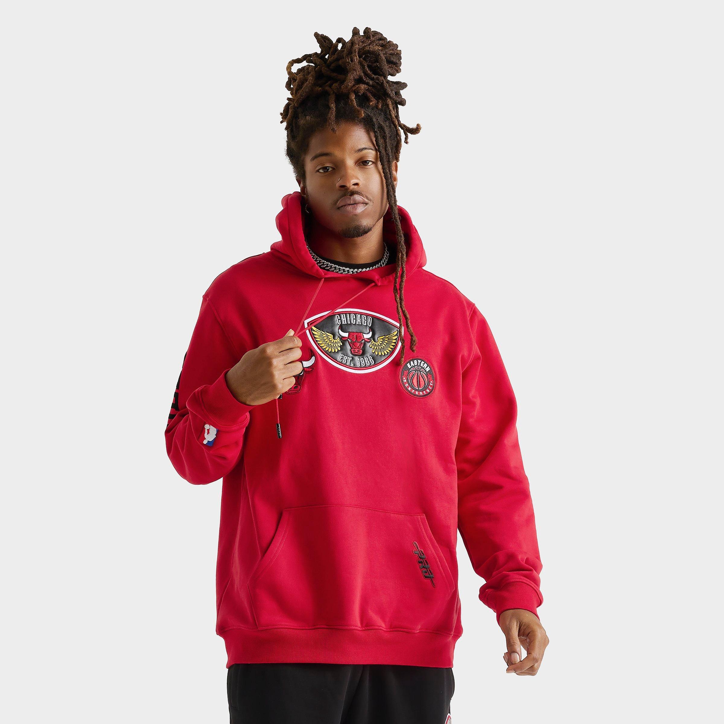 Pro Standard Men's Chicago Bulls NBA Born For Sport Fleece Hoodie in Red Size: Small