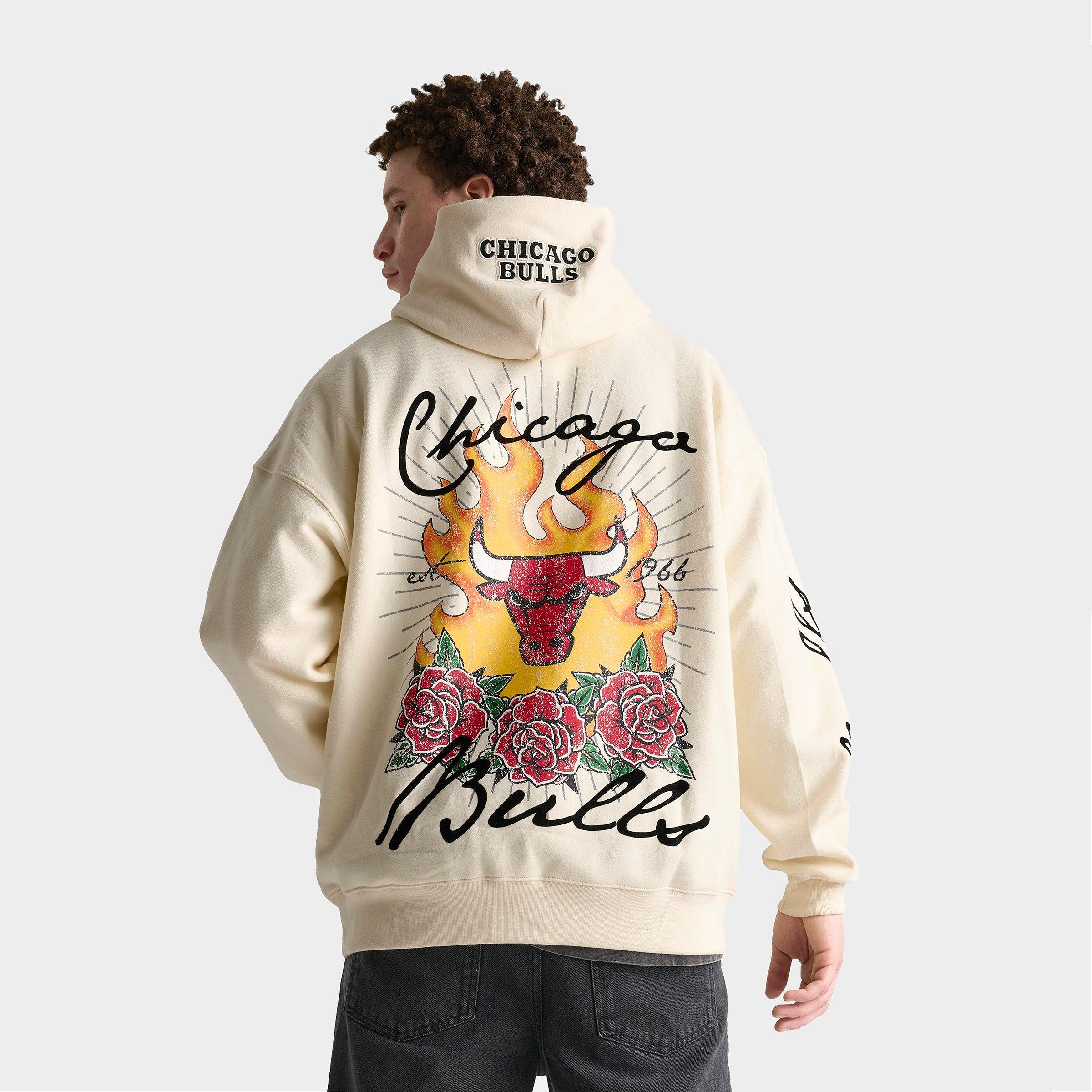 Pro Standard Men's Chicago Bulls NBA Fire and Roses Drop Shoulder Pullover Hoodie in Cream Size: Small