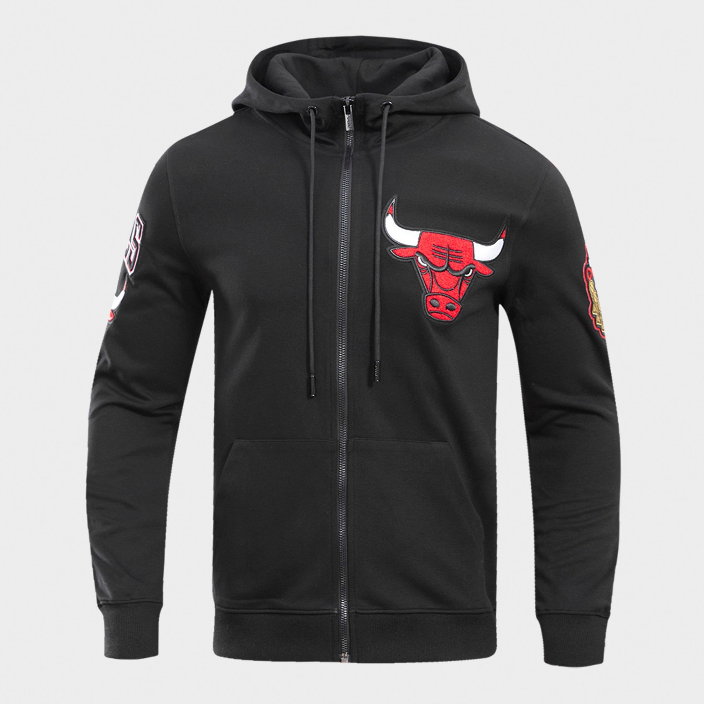 Pro Standard Men's Chicago Bulls NBA Classic Chenille Full-Zip Hoodie in Black Size: Medium
