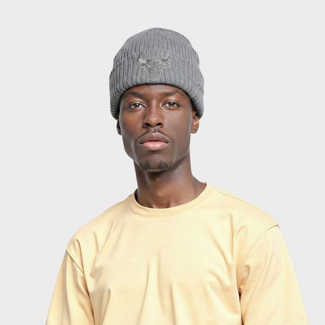 Pro Standard Chicago Bulls NBA Classic Pro Beanie Hat