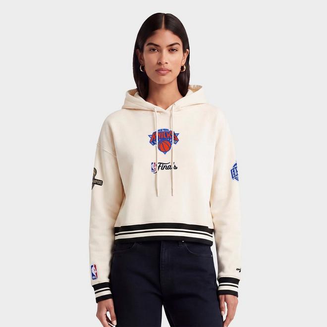 Women's Pro Standard New York Knicks NBA Classic Fleece Cropped Pullover Hoodie