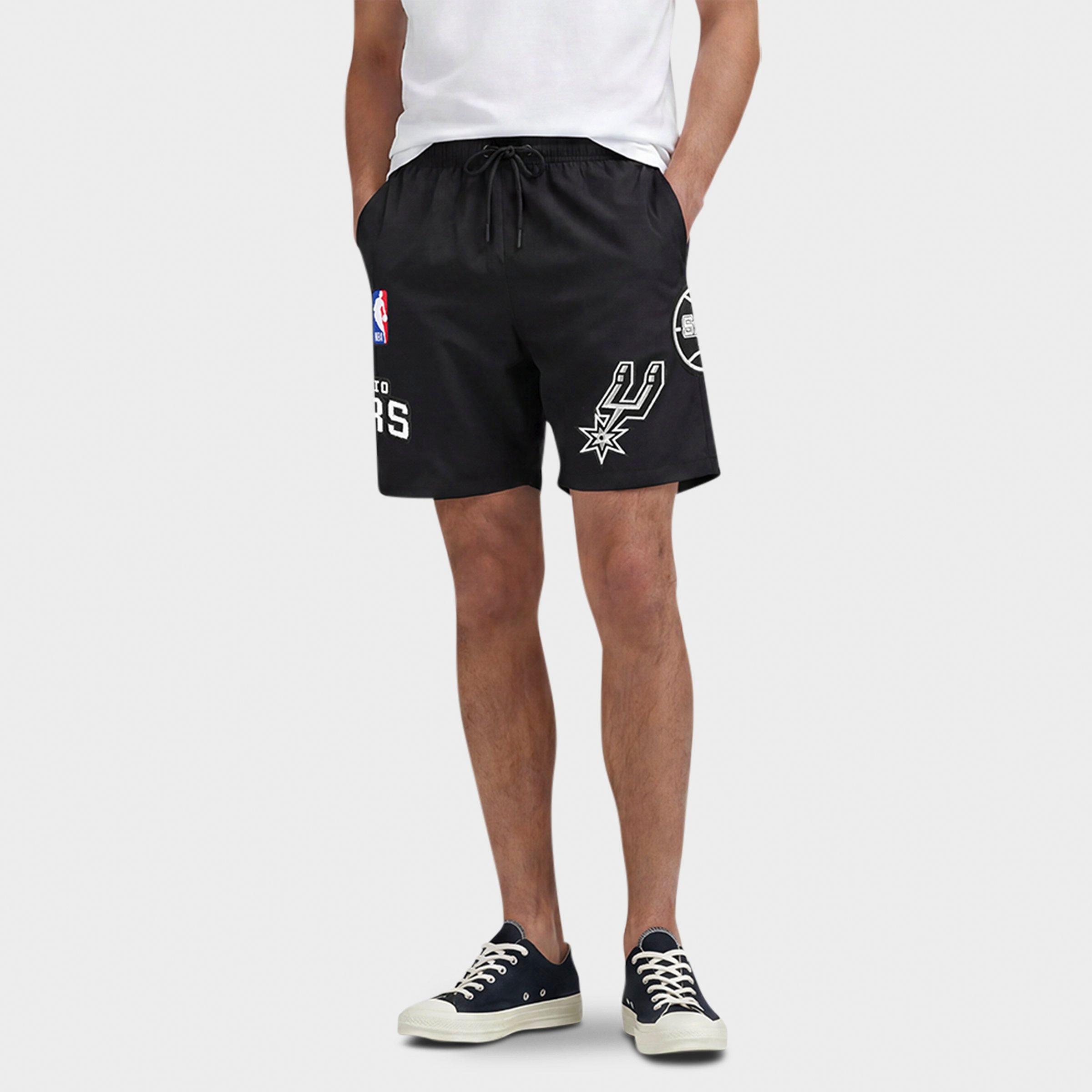 Pro Standard Men's San Antonio Spurs NBA Classic Woven Shorts in Black Size: Medium