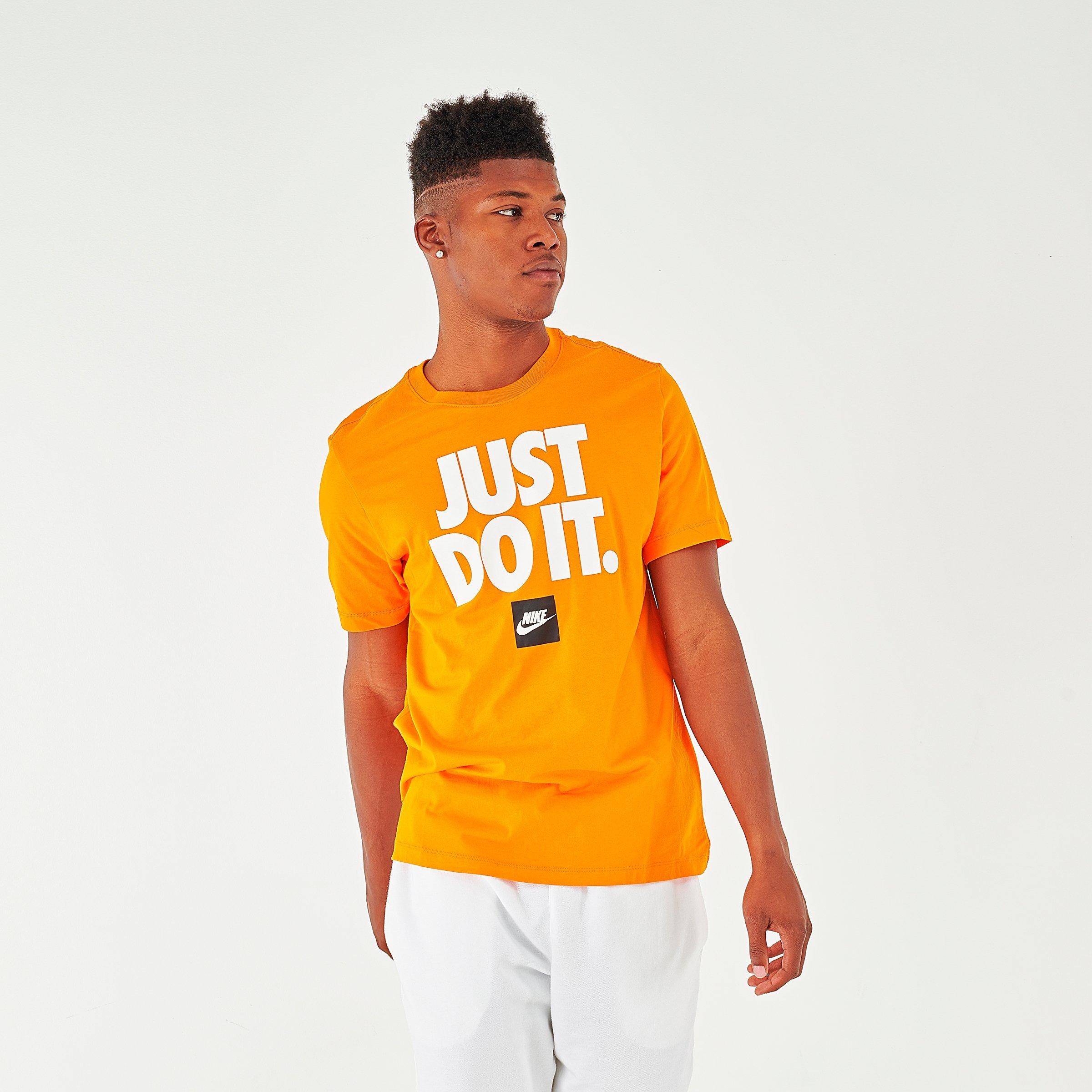 mens nike shorts and shirt set