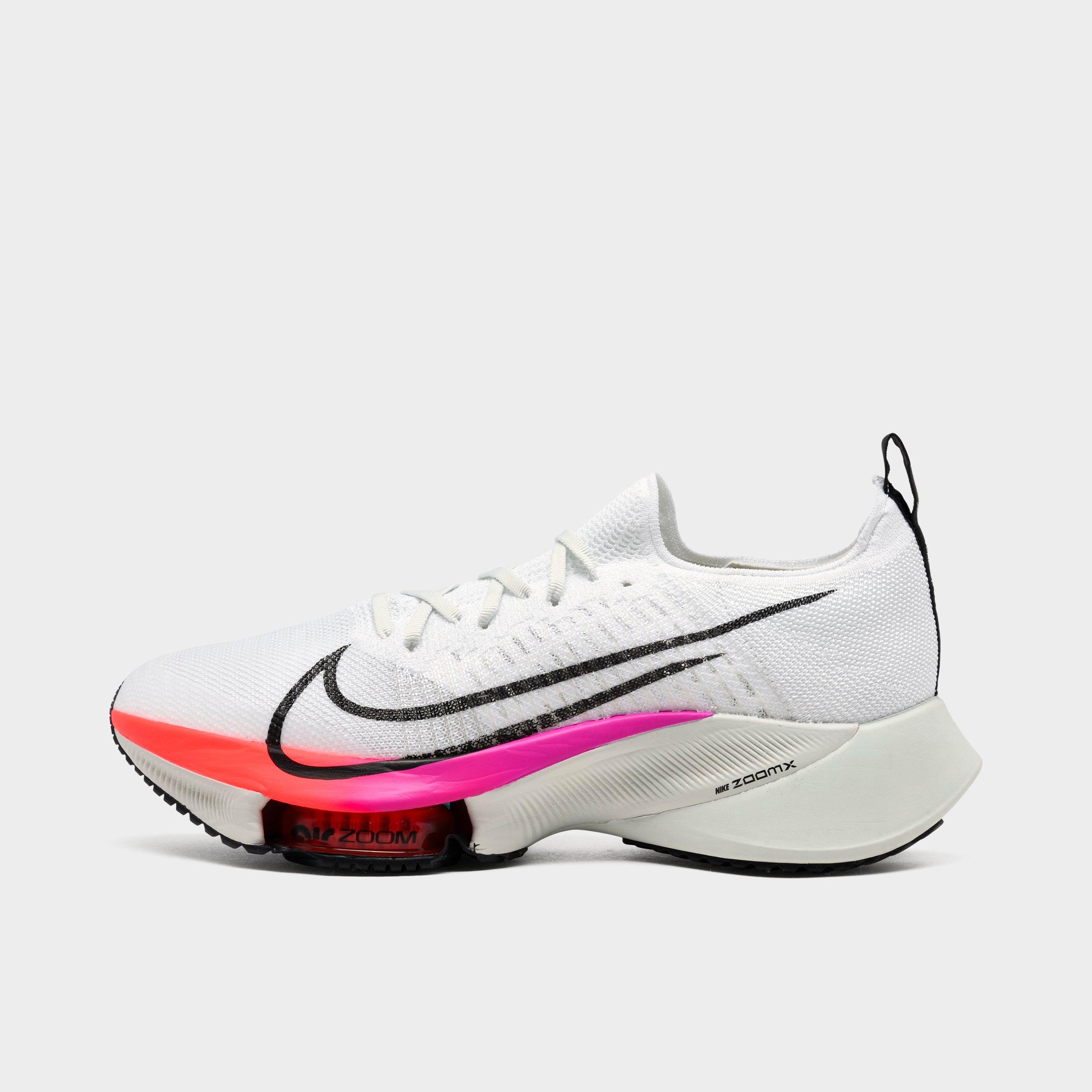 nike sneakers zoom
