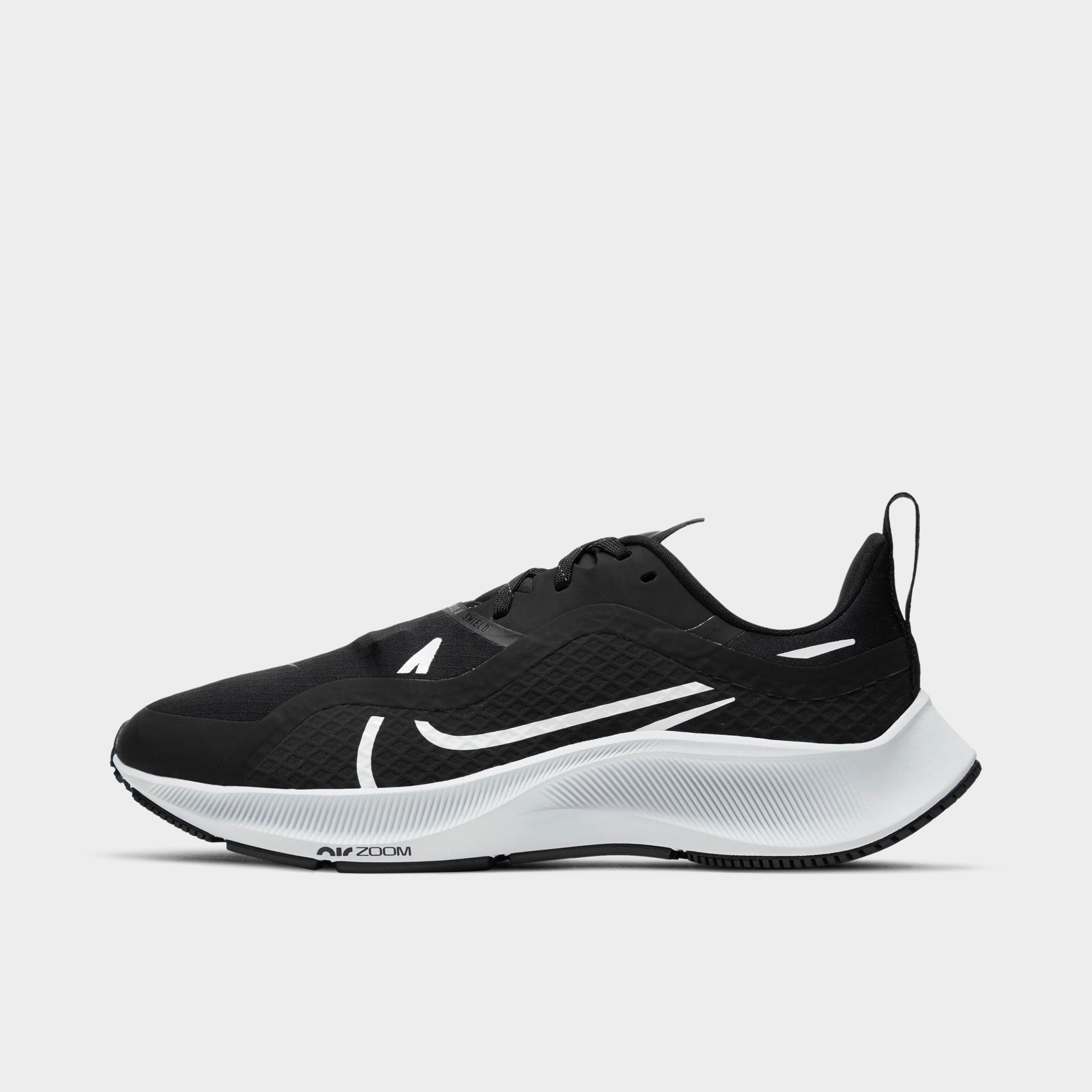 black tennis shoes womens
