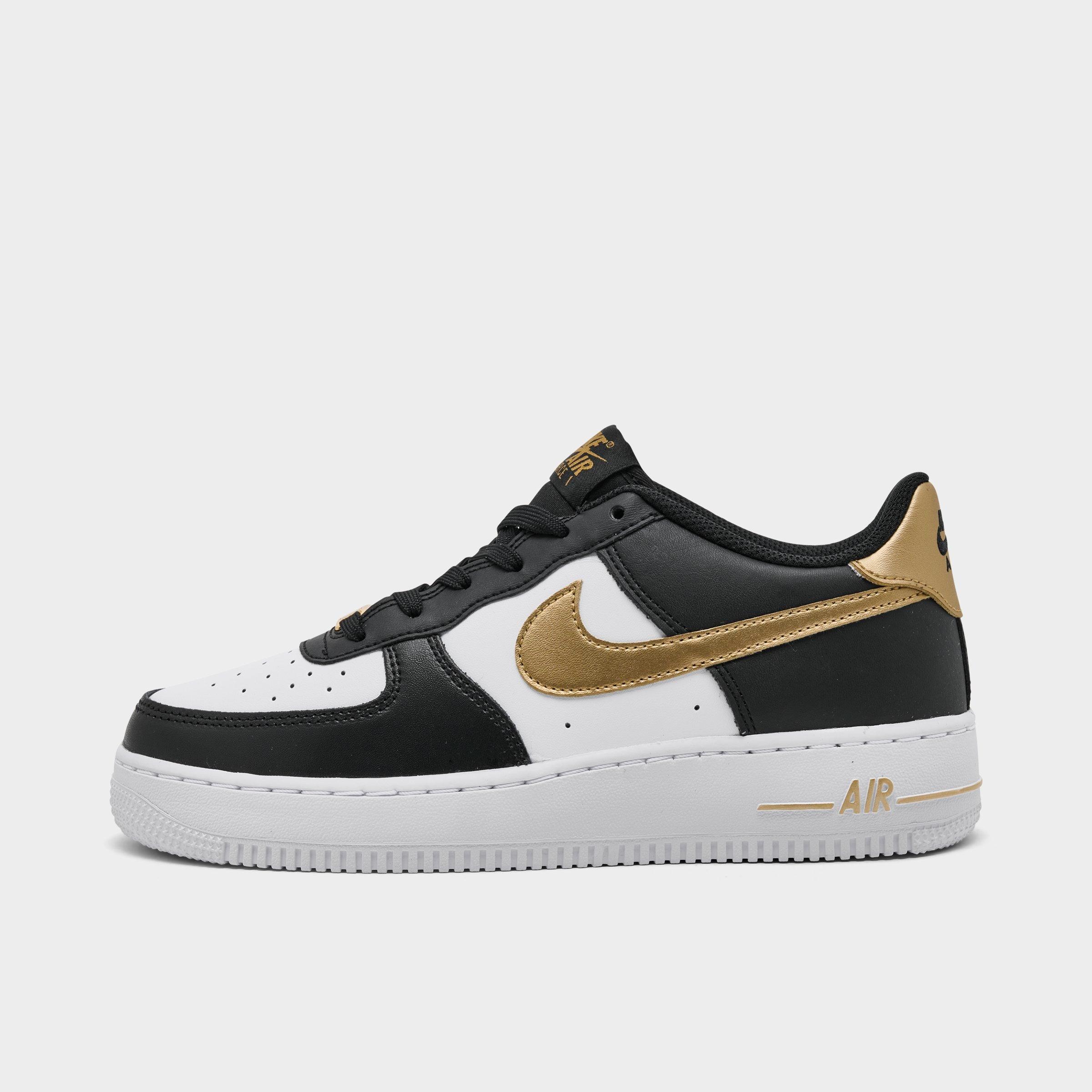 Nike Big Kids Air Force 1 Low Casual Shoes in Black/White Size: 3.5