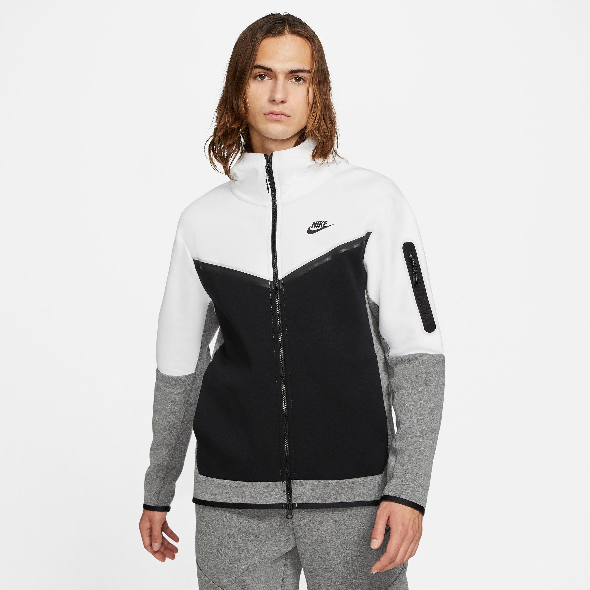 black nike zip up jacket