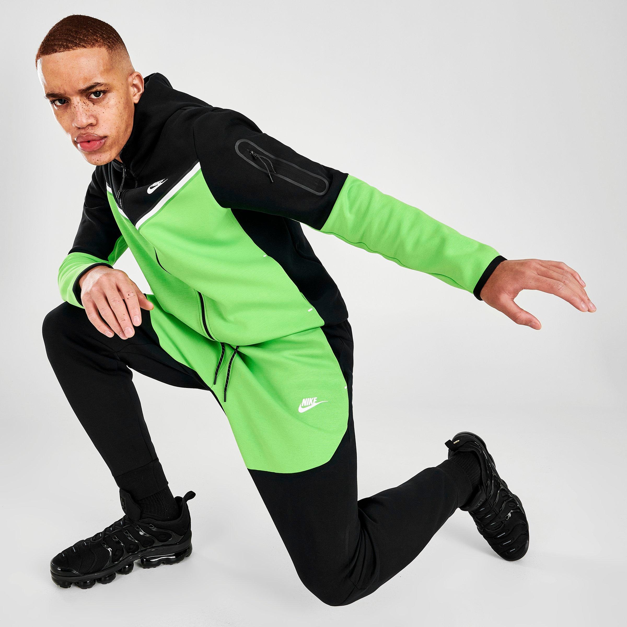 nike fleece taped jogger pants