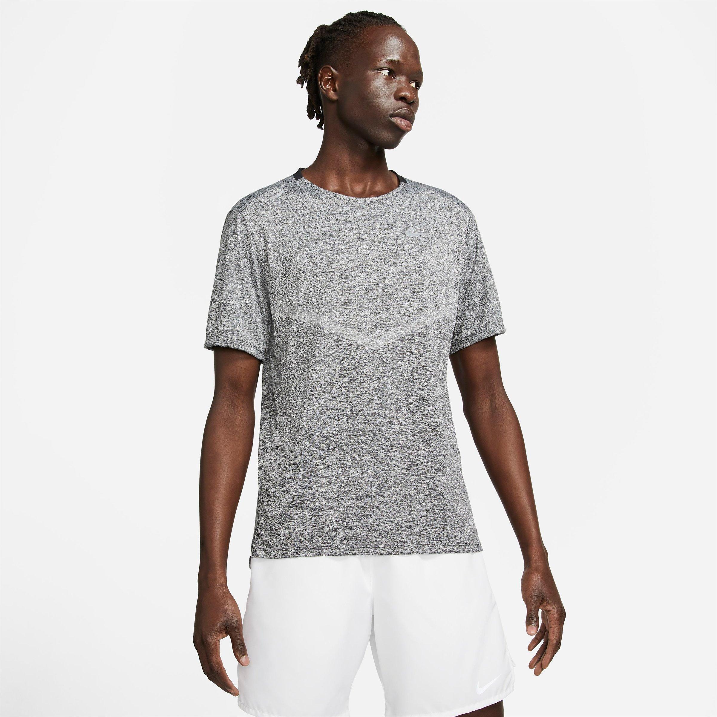 Nike Men's Dri-FIT Rise 365 Running T-Shirt in Black/Heather Size: XL