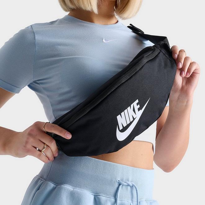 フィットネスバッグ Nike Heritage Waist Pack 3L DB0490_010?$Main$?&w=660&h=660