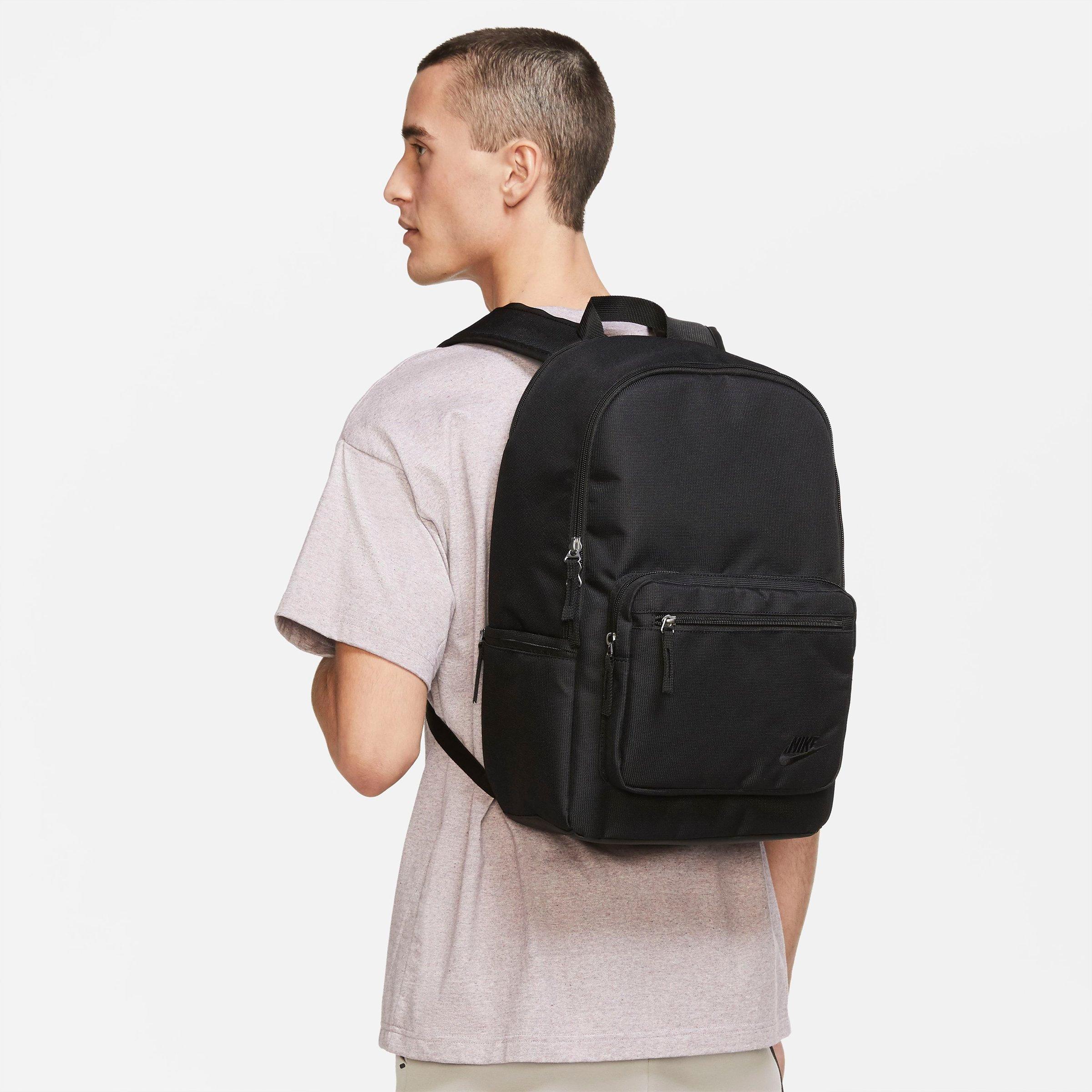 Nike Heritage Eugene Backpack (23L) in Black