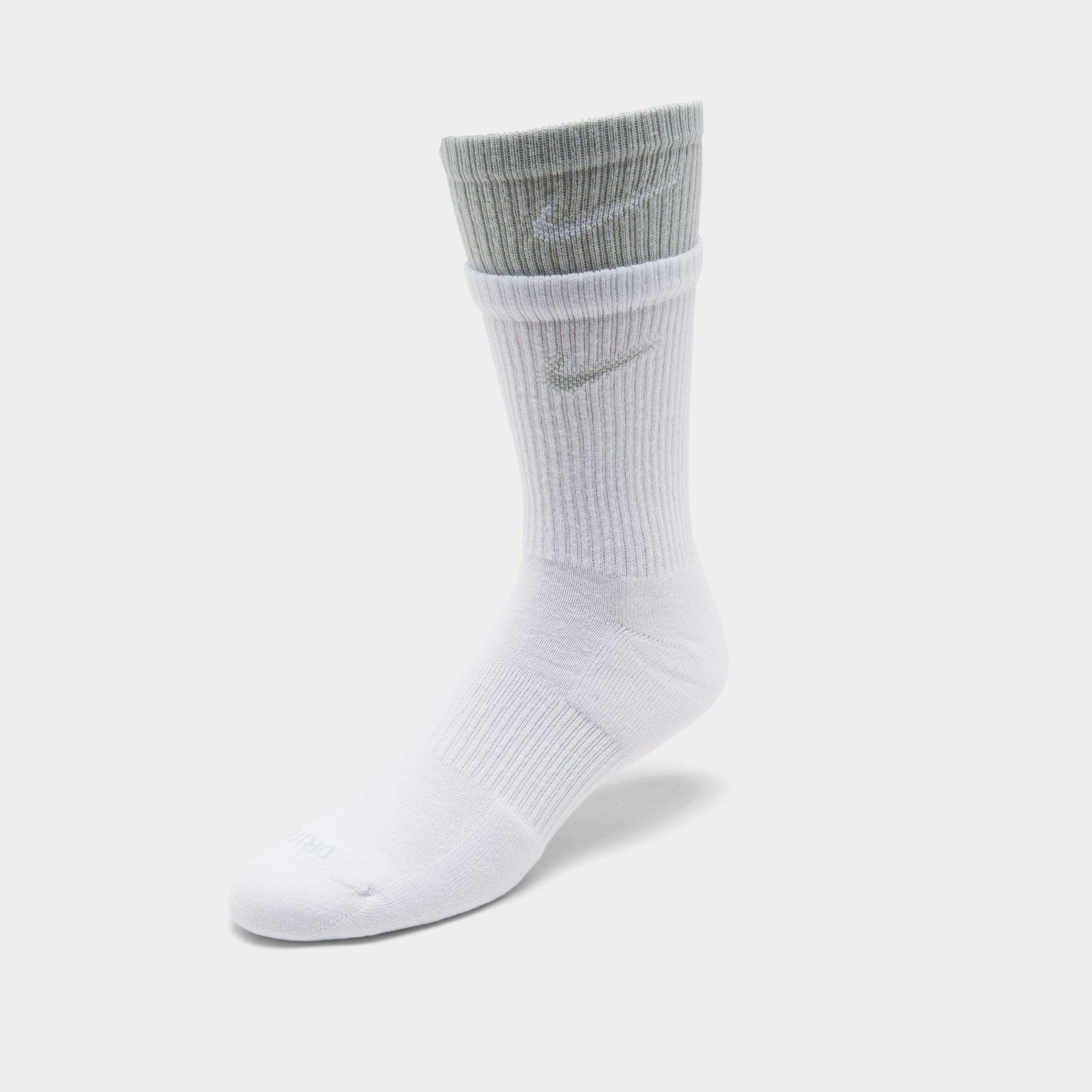 Nike Everyday Plus Cushioned Training Crew Socks Size Large Cotton/nylon/polyester In White/light Silver/white