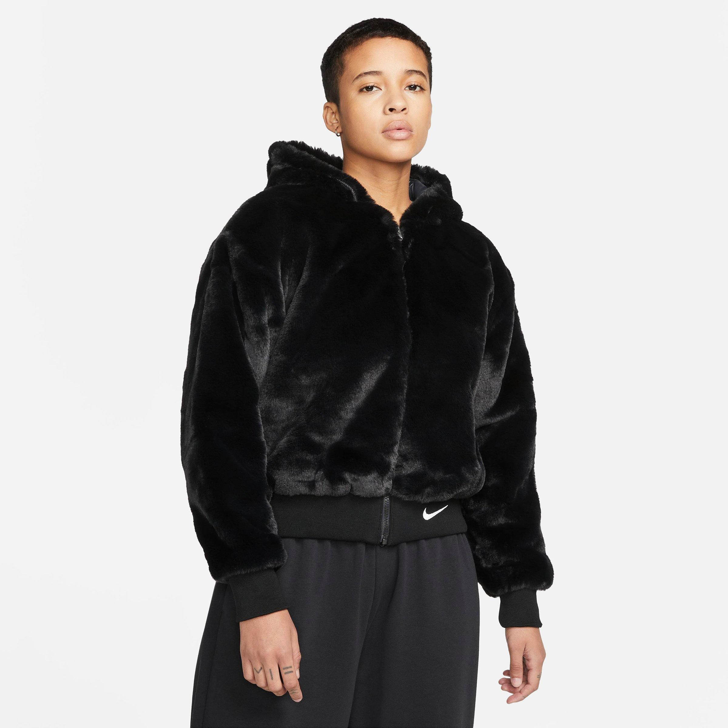 Nike Women's Sportswear Essentials Faux Fur Jacket In Black/white