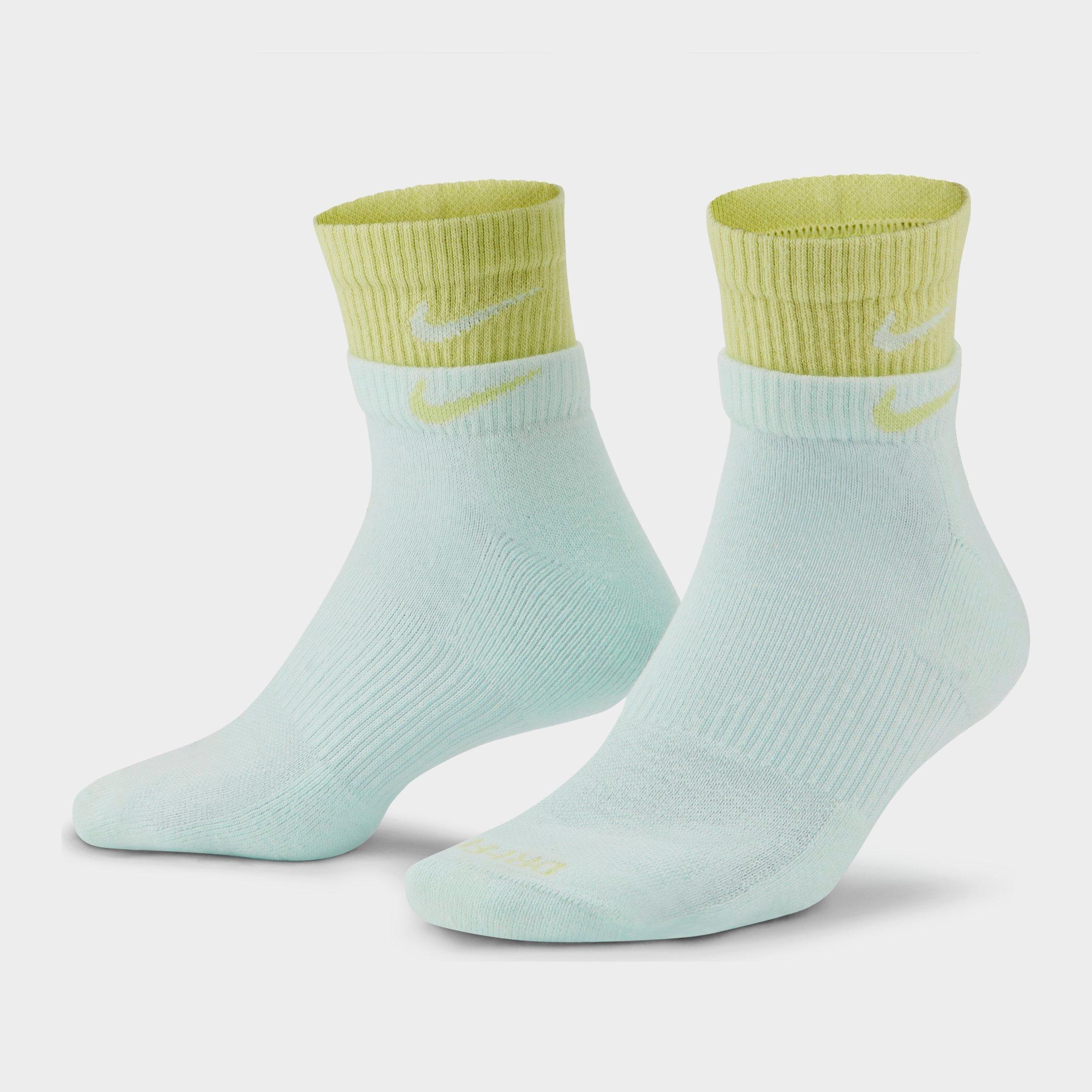 Nike Everyday Plus Cushioned Training Crew Socks In Barely Green