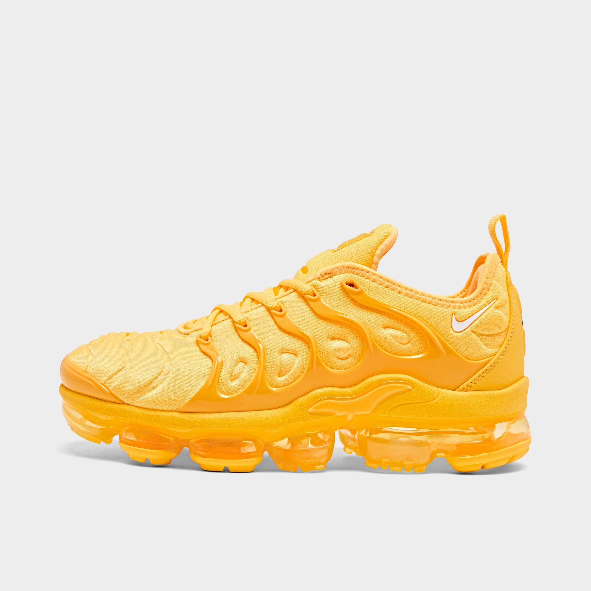 foot locker womens vapormax plus