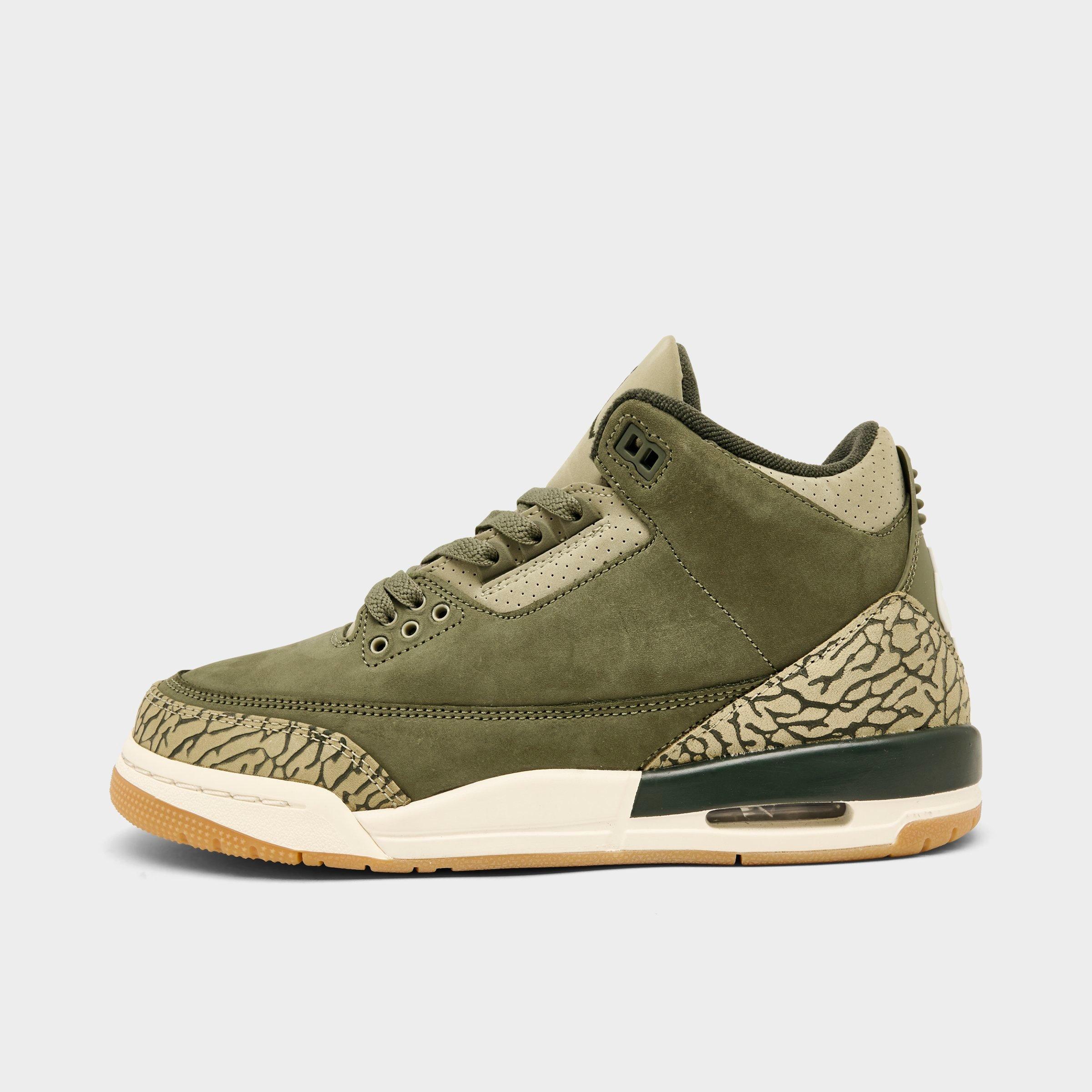 Jordan Big Kids Air Retro 3 Basketball Shoes in Medium Olive/Sequoia/Neutral Olive Size: 3.5