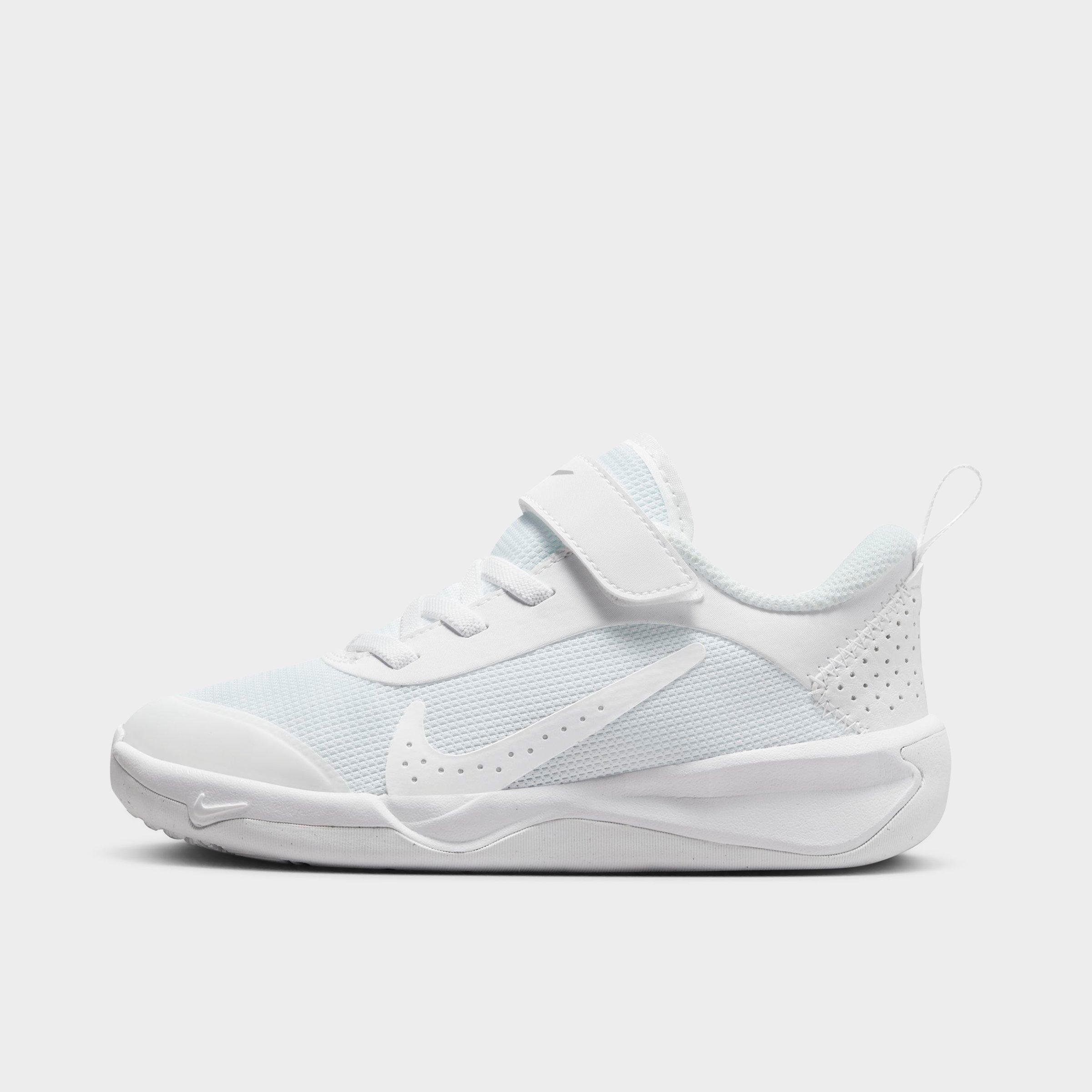 Nike Omni Multi-court Little Kids' Shoes In Black/white