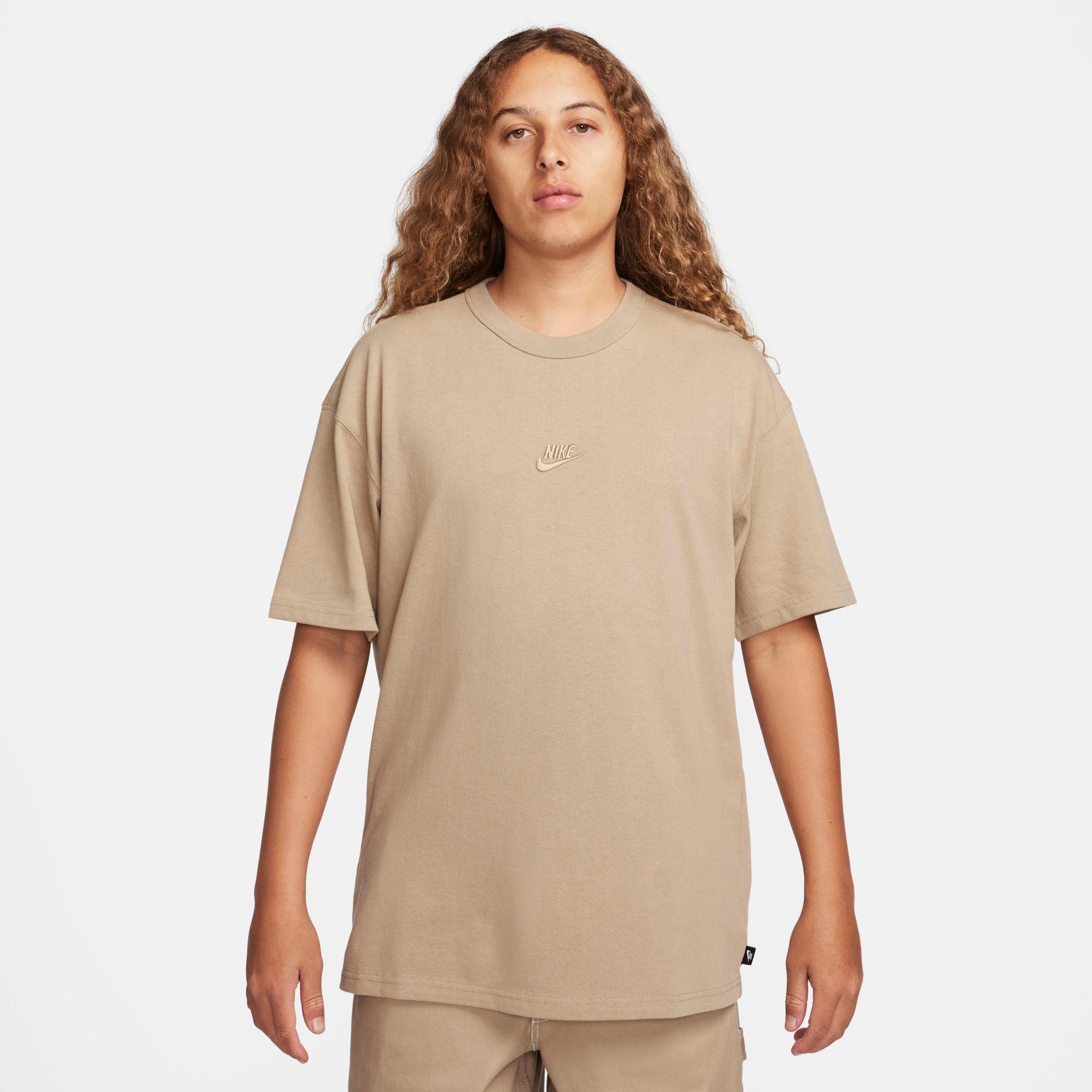 Nike Men's Sportswear Premium Essentials T-Shirt in Khaki Size: XS