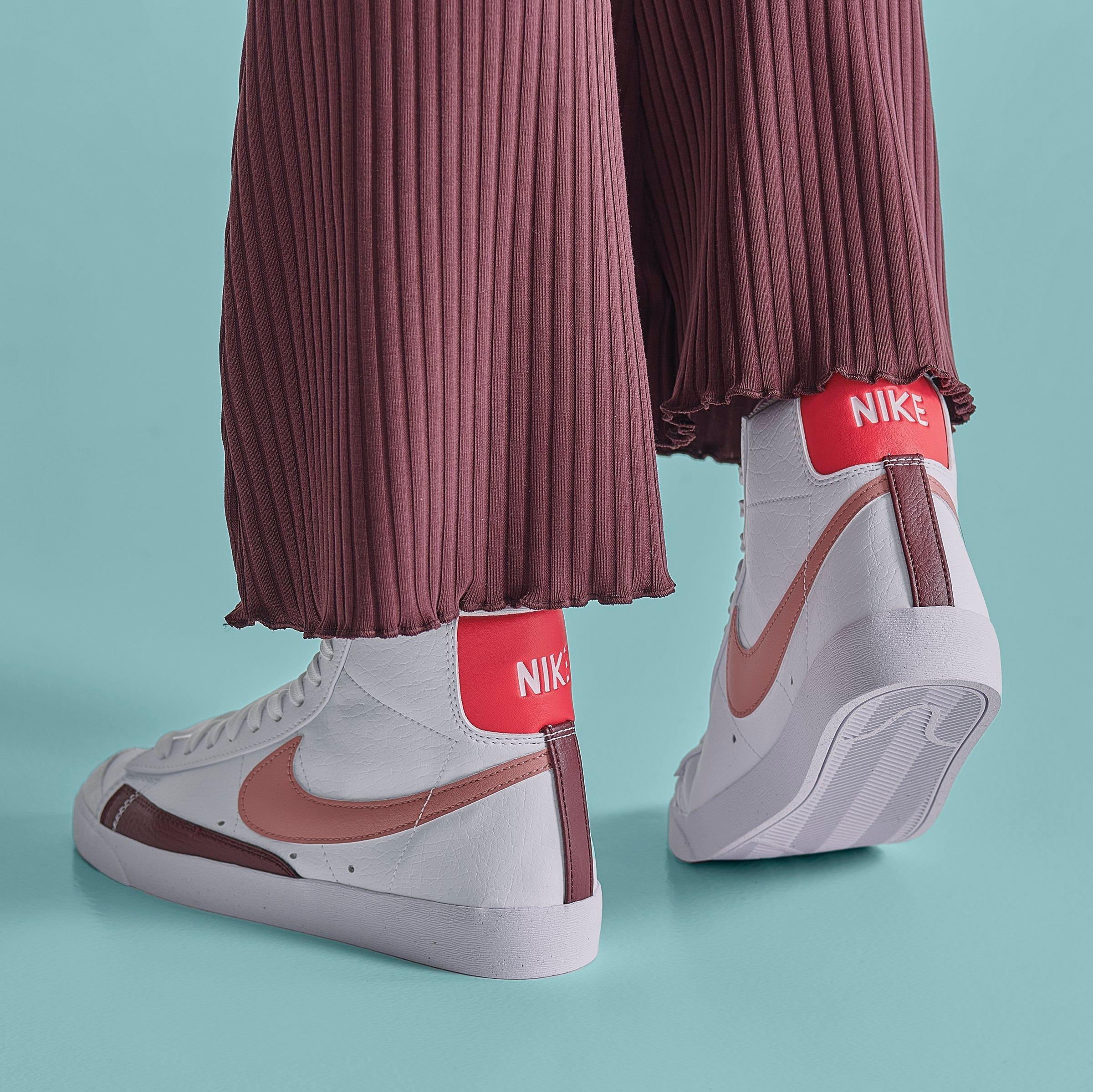 Blazer Mid 77 Outfit Women's Blazer Mid Nike And Jeans Outfit