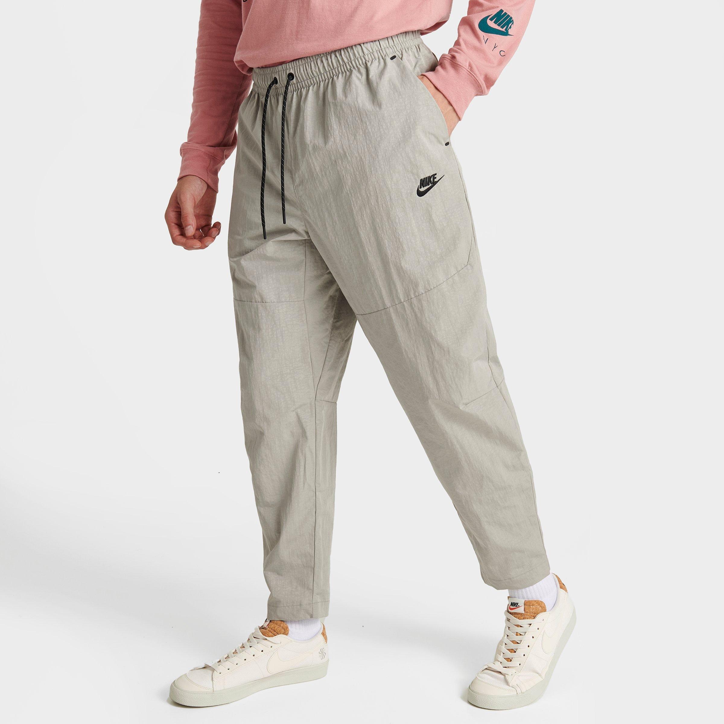 Nike Men's Sportswear Tech Essentials Lined Commuter Pants In Grey/black