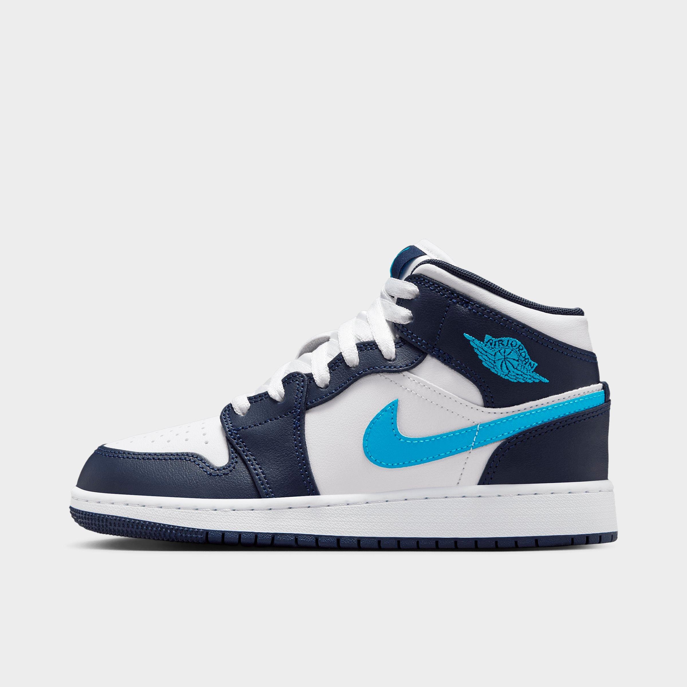 Jordan Big Kids Air Retro 1 Mid Casual Shoes in Obsidian/White/Dark Powder Blue Size: 3.5
