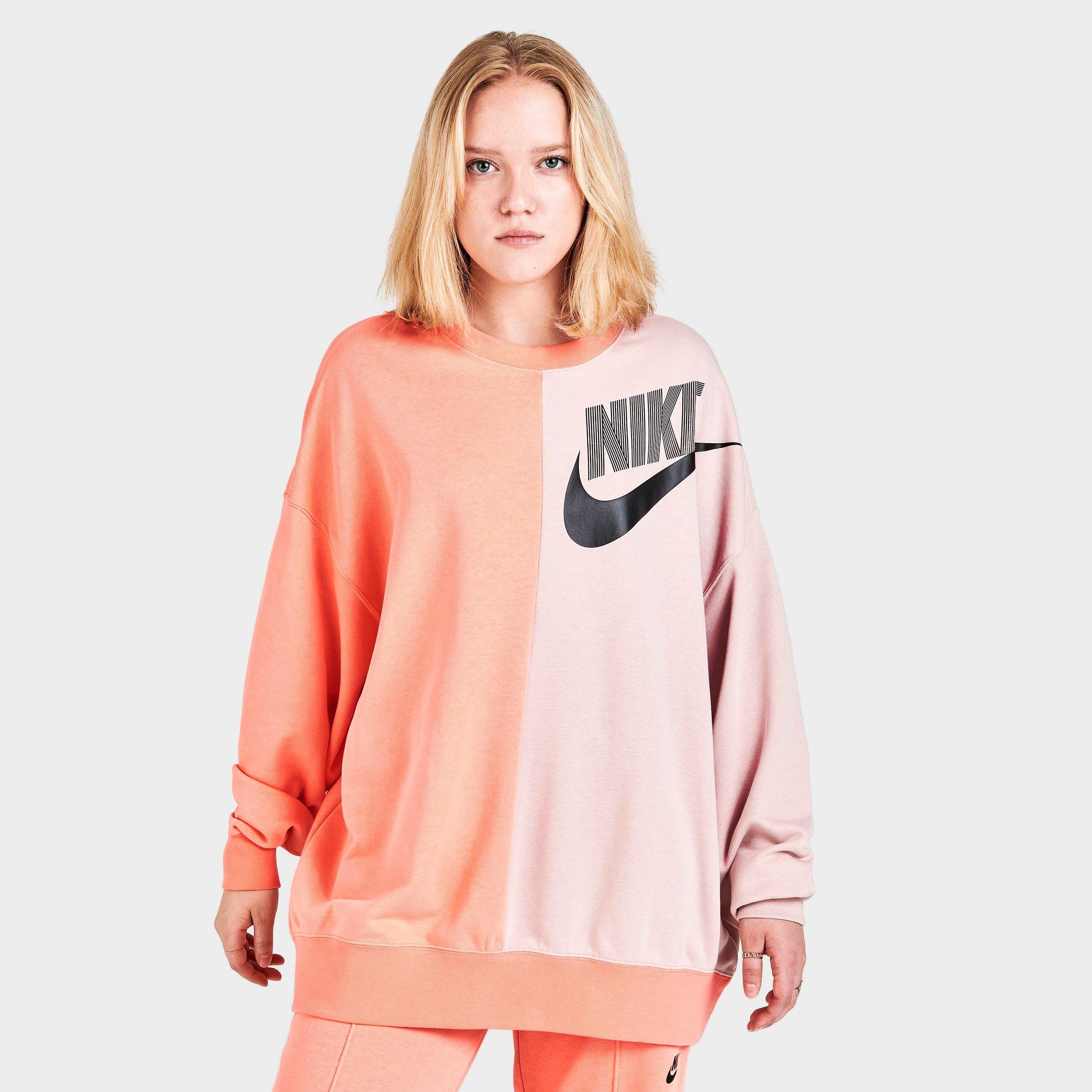 NIKE NIKE WOMEN'S SPORTSWEAR OVERSIZED FLEECE DANCE CREWNECK SWEATSHIRT 