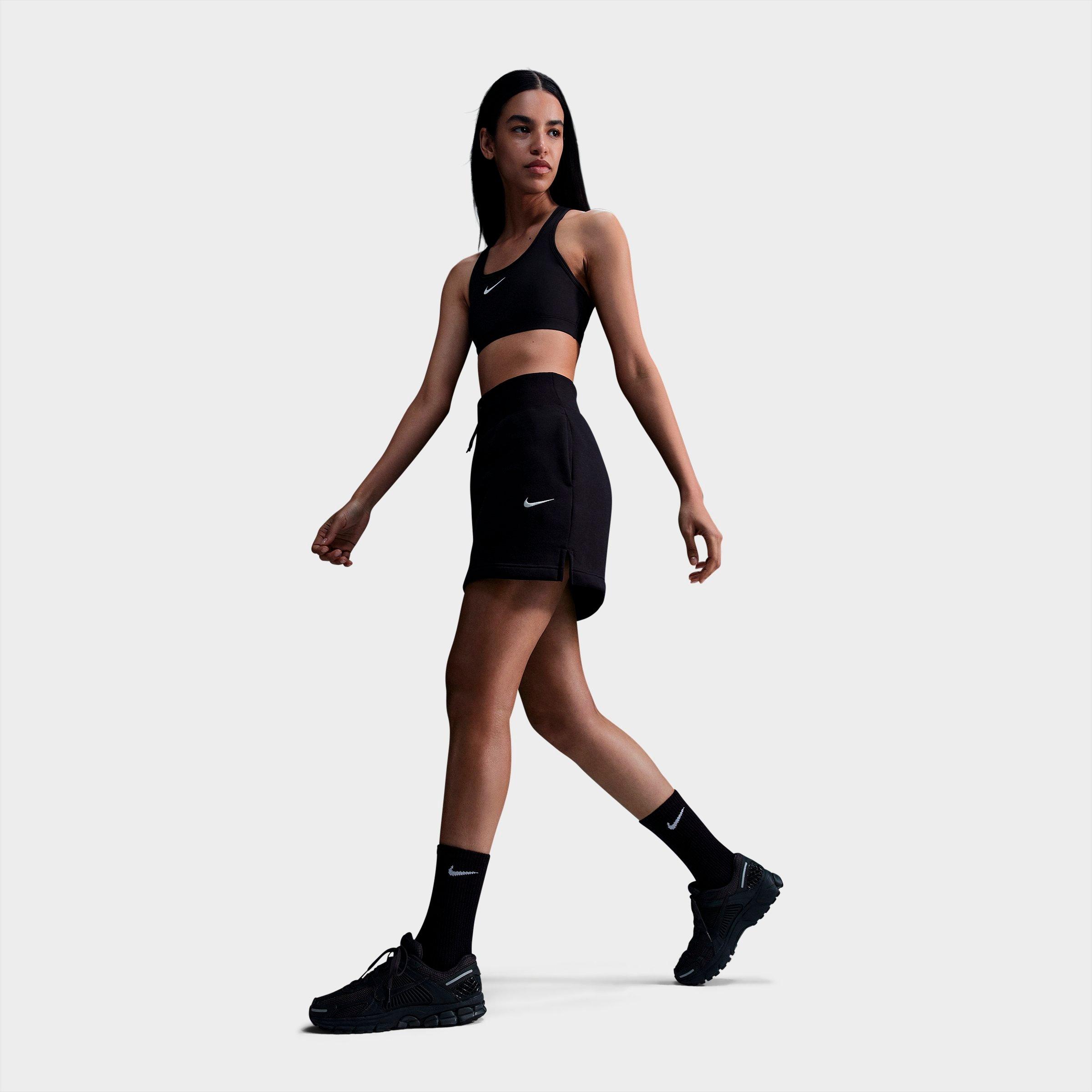 Nike Women's Swoosh Medium Support Sports Bra In Black