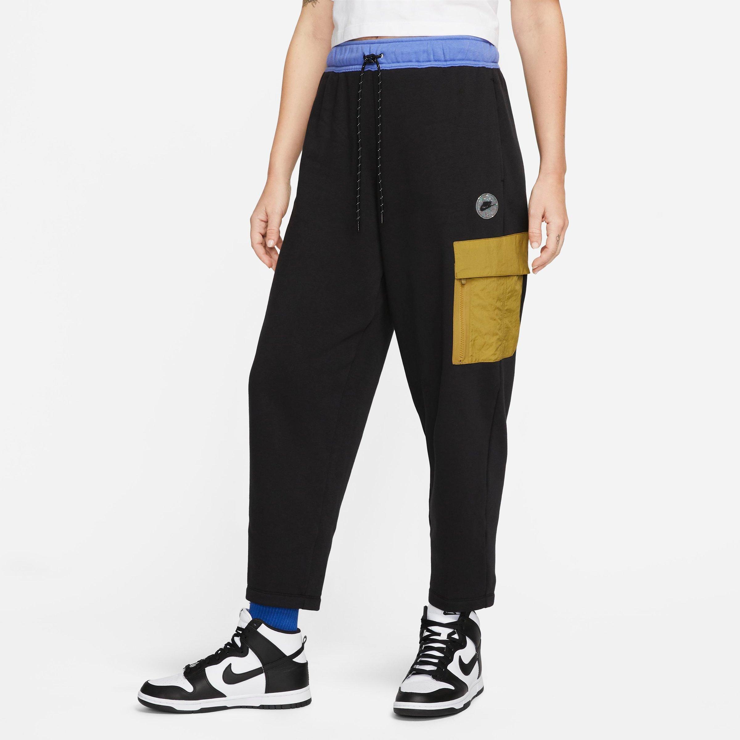 Nike Women's  Sportswear Sports Utility Fleece Cargo Pants In Black/medium Blue/golden Moss
