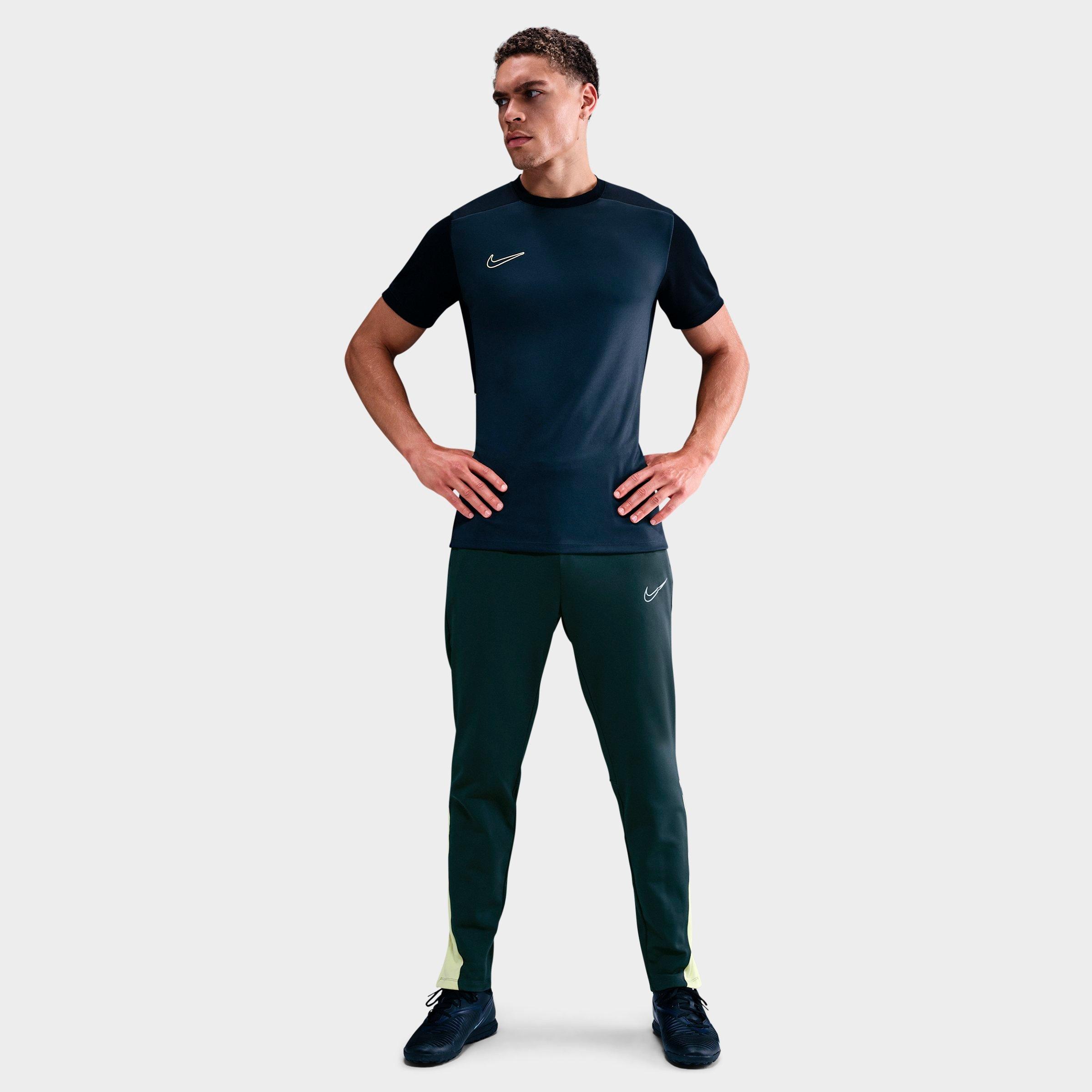 Nike Men's Academy Winter Warrior Therma-fit Soccer Pants In Green