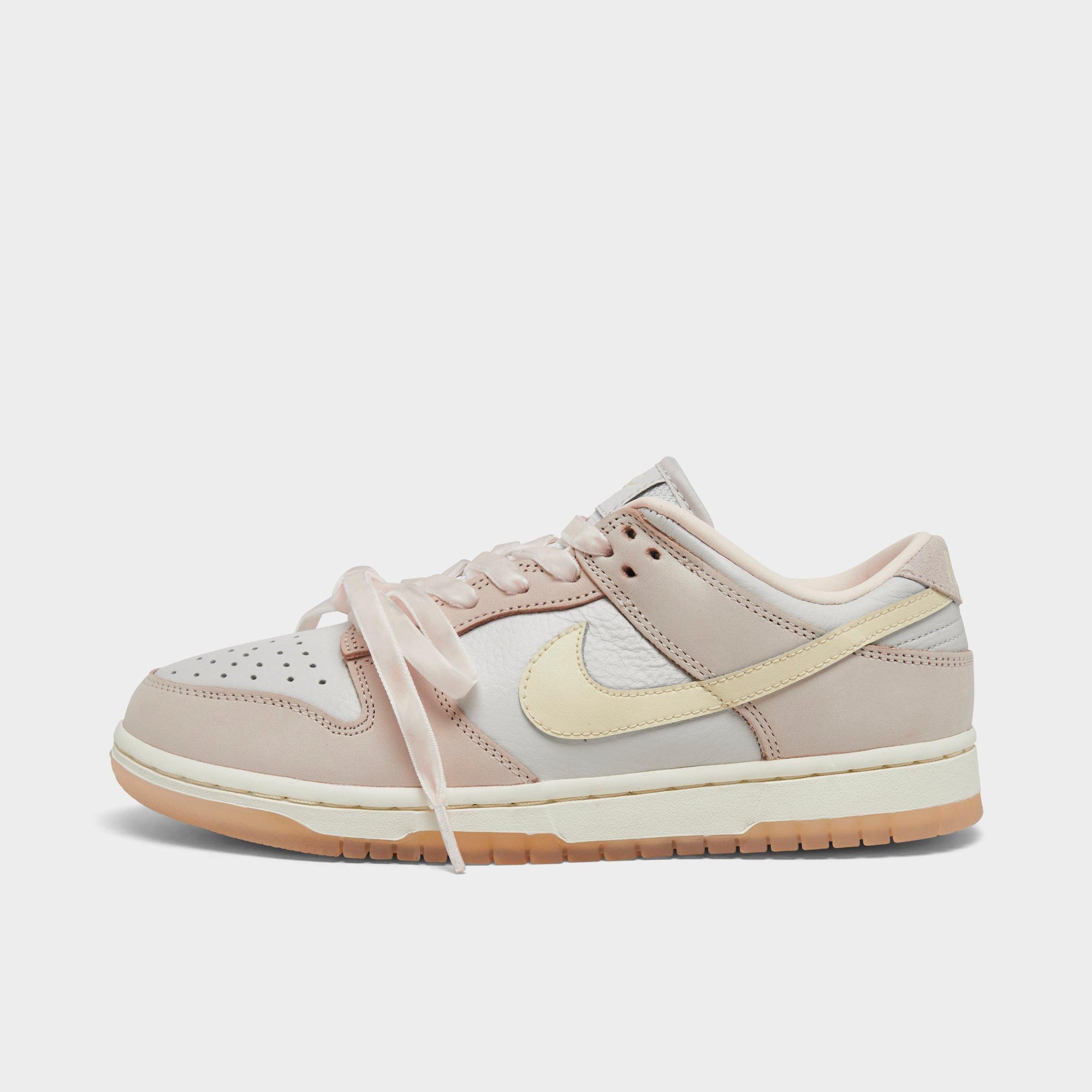 Nike Women's Dunk Low Premium Casual Shoes