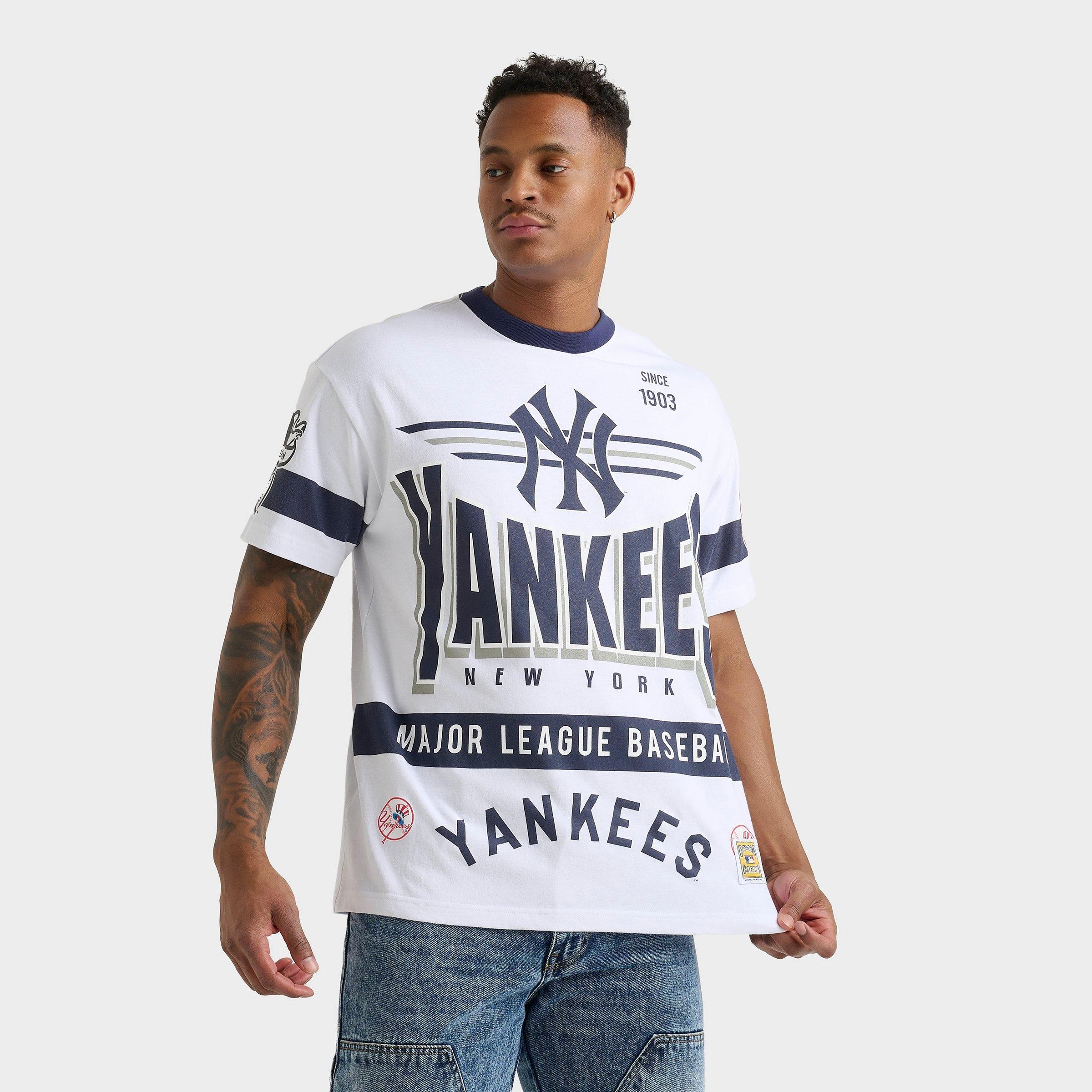 Mitchell & Ness Men's New York Yankees MLB Team Origins T-Shirt in White Size: Small