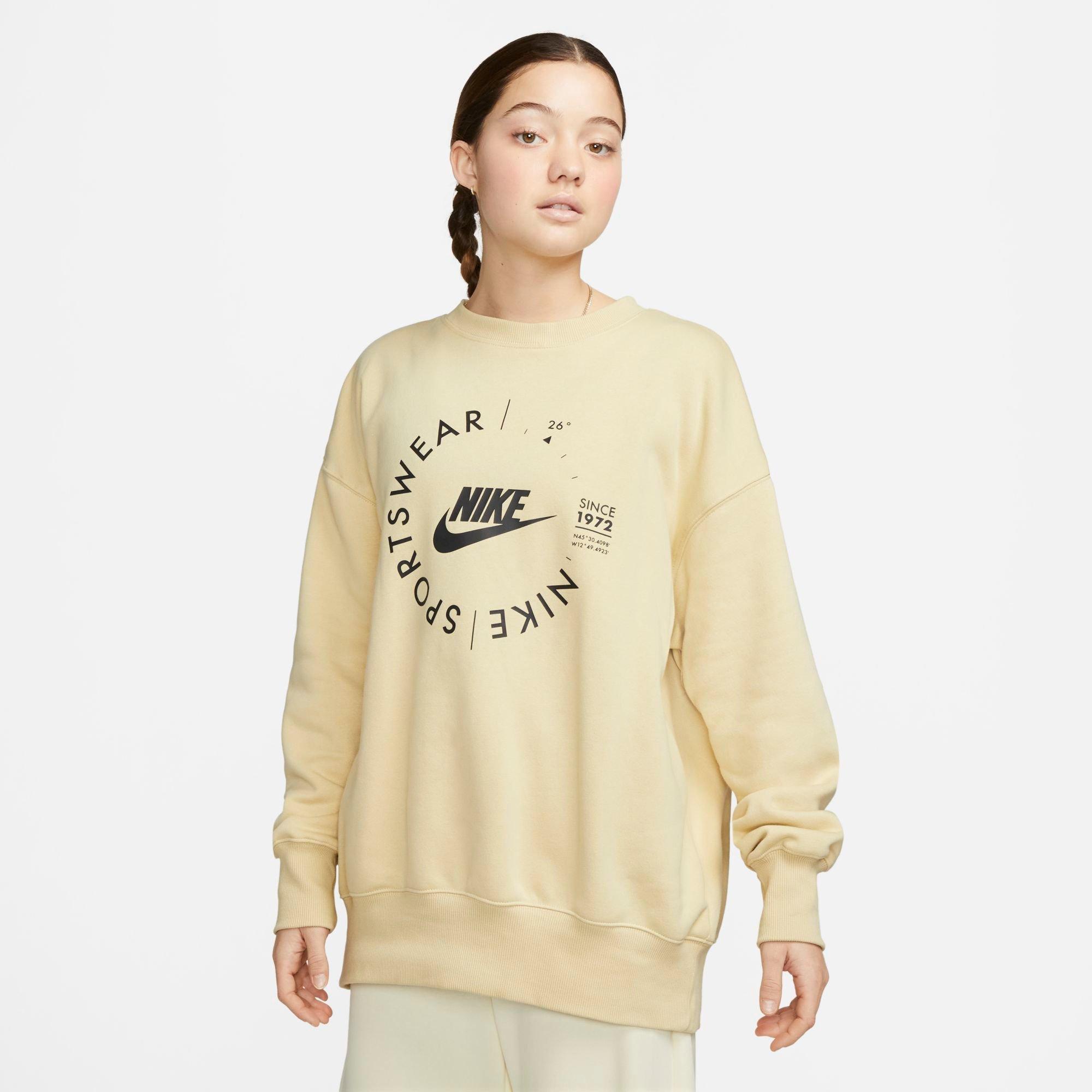 Nike Sportswear Phoenix Fleece Heritage Women's Oversized Crew-Neck Sweatshirt