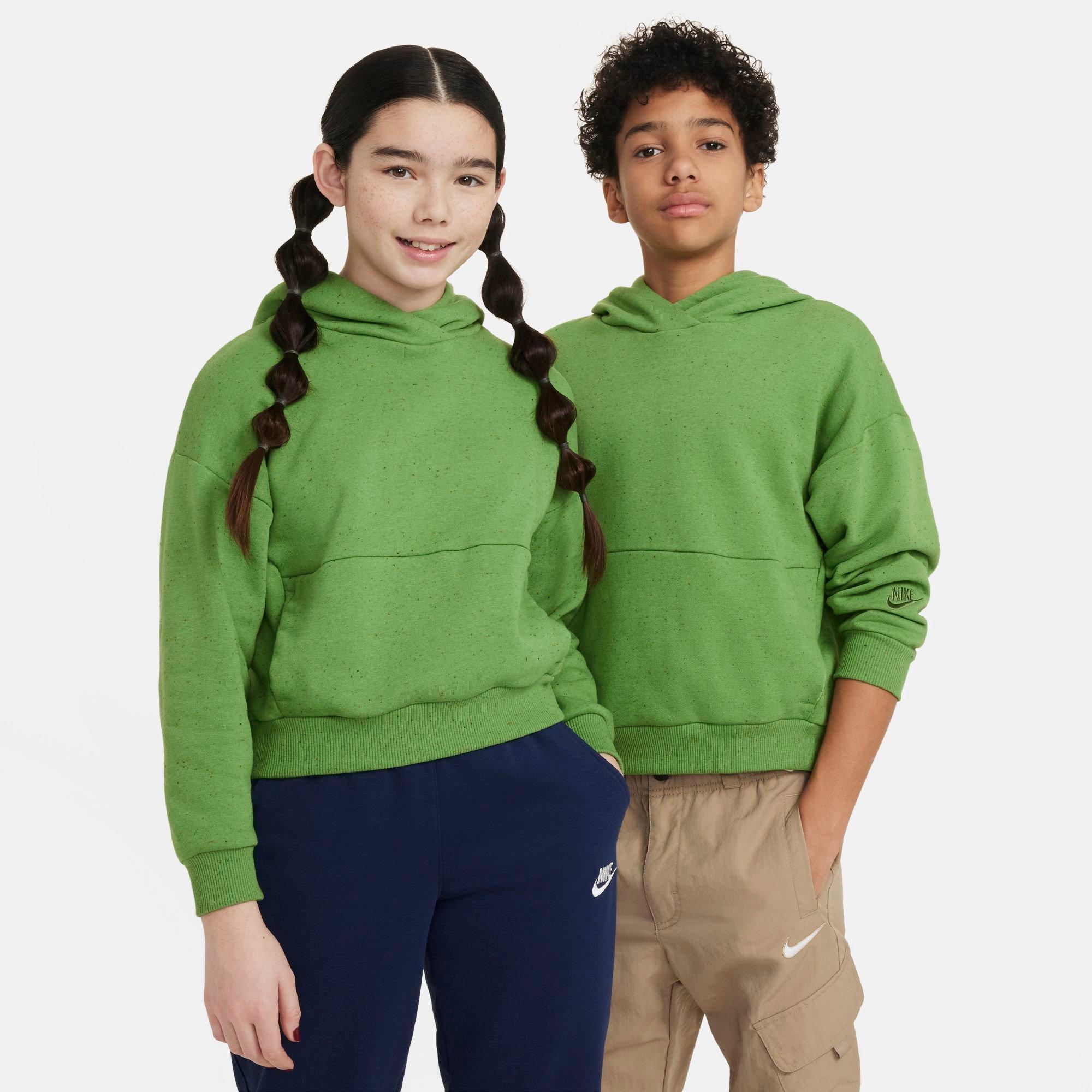Nike Big Kids Sportswear Icon Fleece FlyEase Pullover Hoodie in Chlorophyll/Sail/Treeline Size: Medium