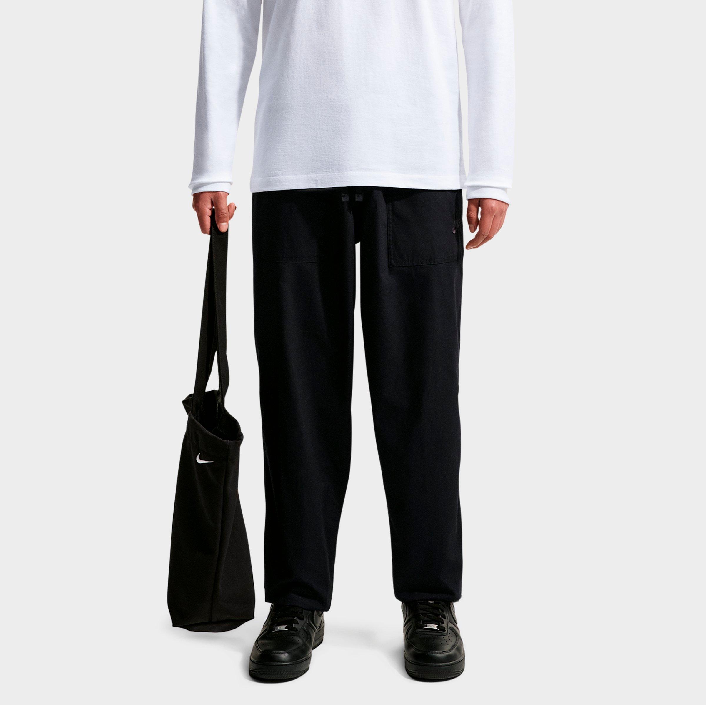 Nike Men's Sportswear Club Barcelona Woven Pants in Black Size: Medium