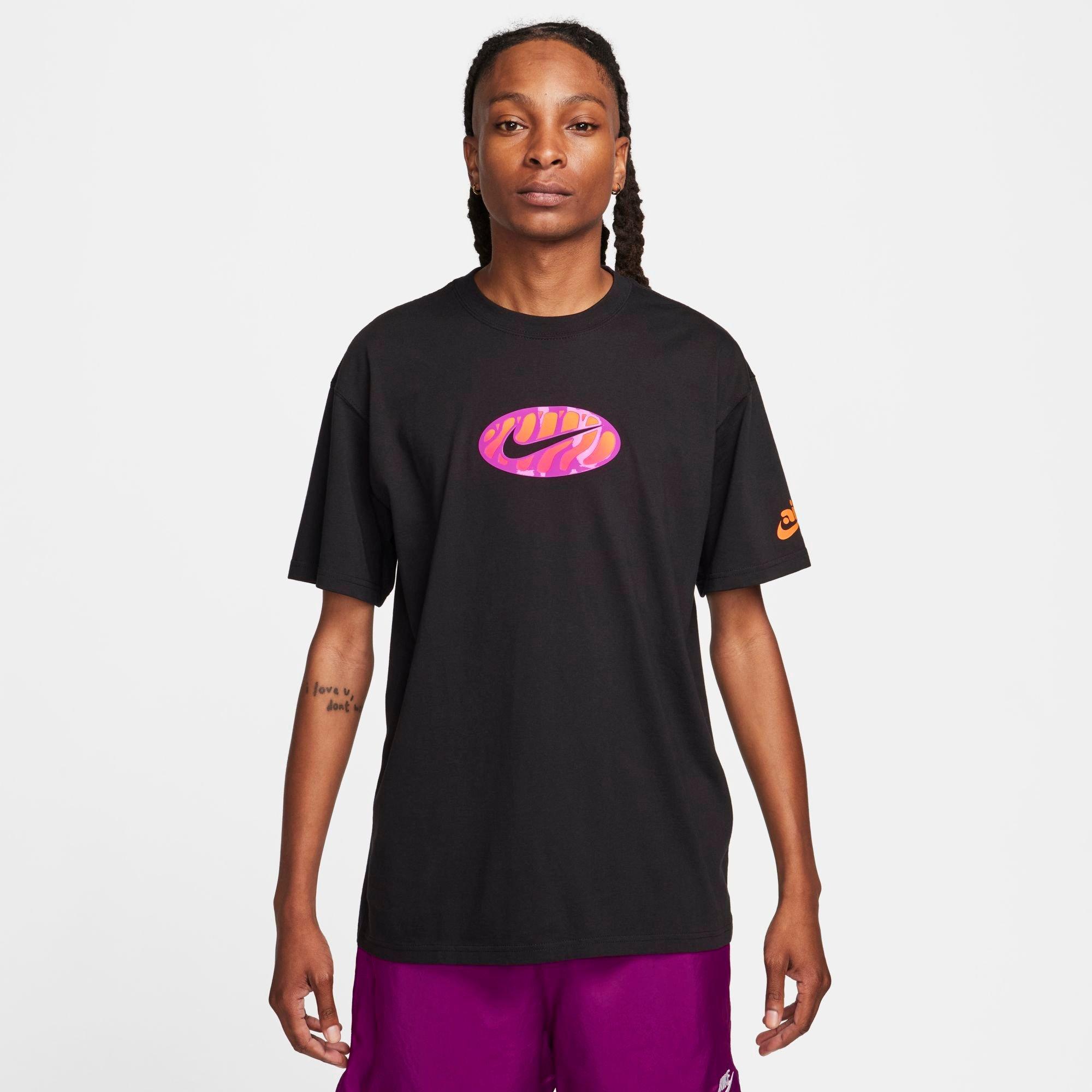 Nike Men's Sportswear Max 90 T-Shirt in Black Size: XS
