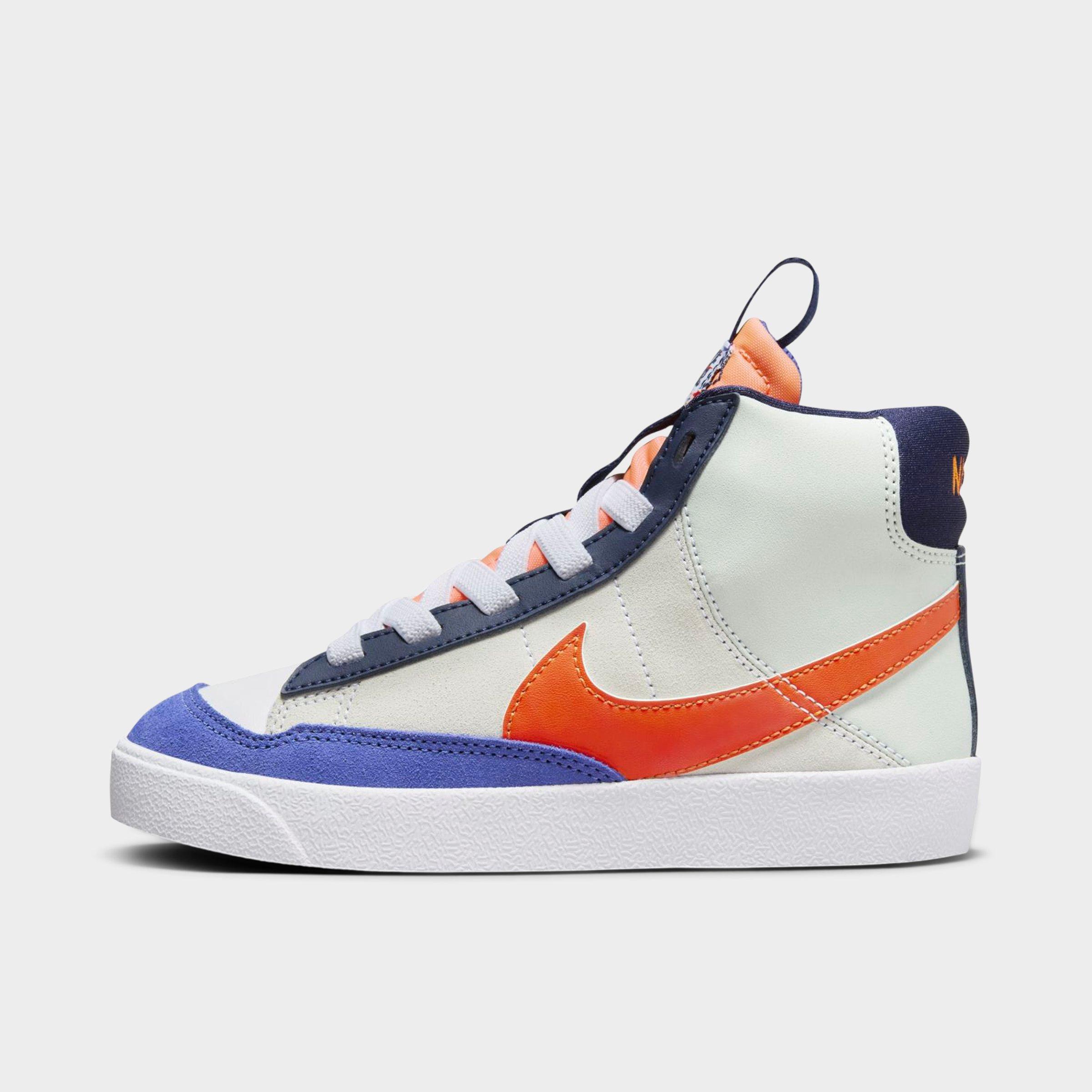 Nike Little Kids Blazer Mid '77 SE Stretch Lace Casual Shoes in White/Light Silver/Midnight Navy Size: 1.0