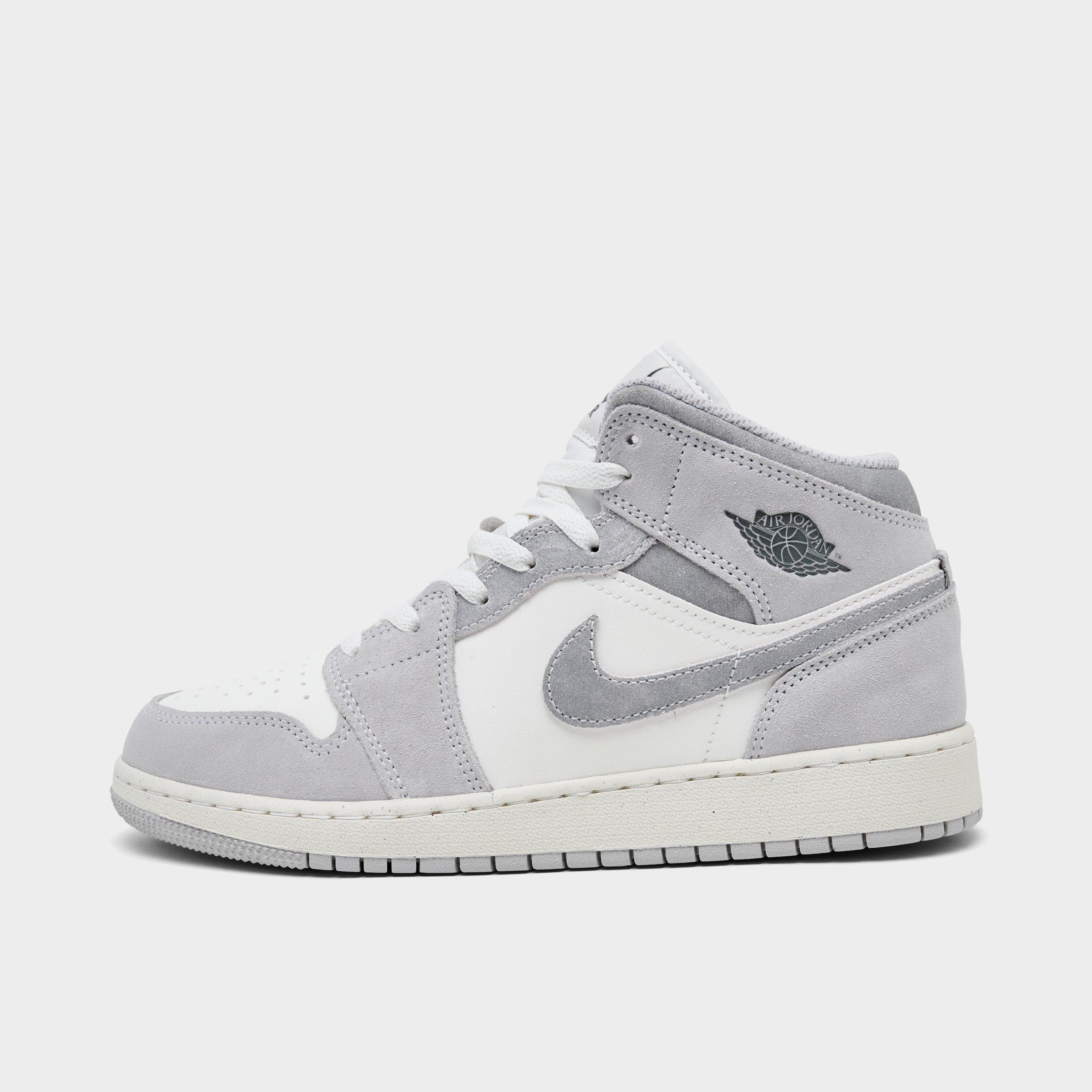Jordan Big Kids Air Retro 1 Mid SE Casual Shoes in Neutral Grey/Sail/Smoke Grey Size: 3.5