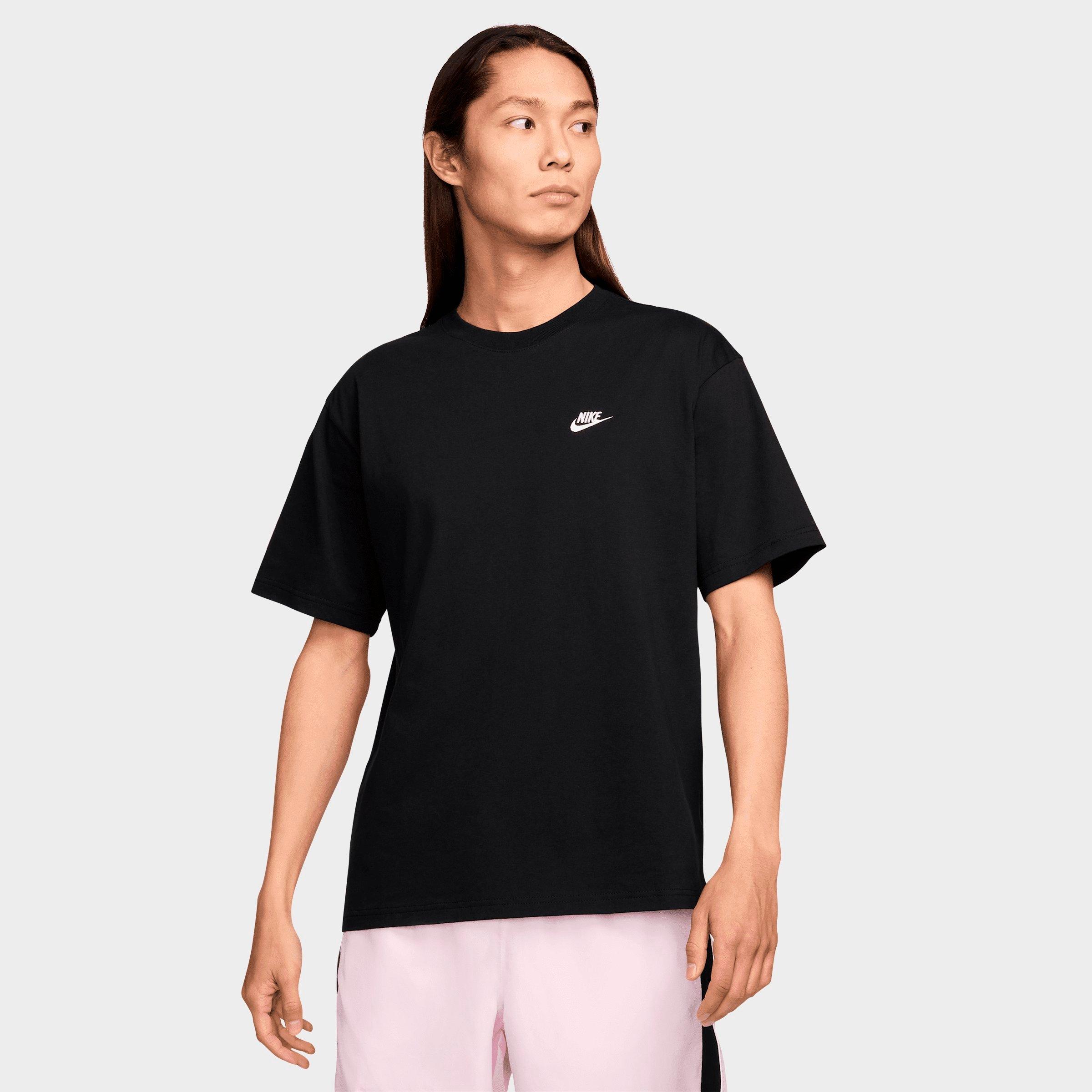 Nike Men's Sportswear Club Loose T-Shirt in Black Size: XXL Tall