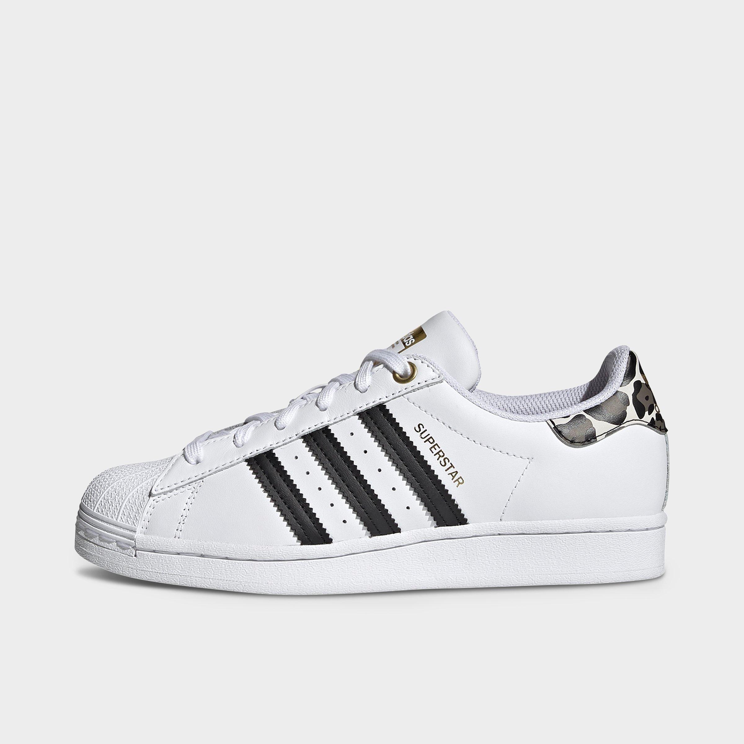 adidas shoes with lines