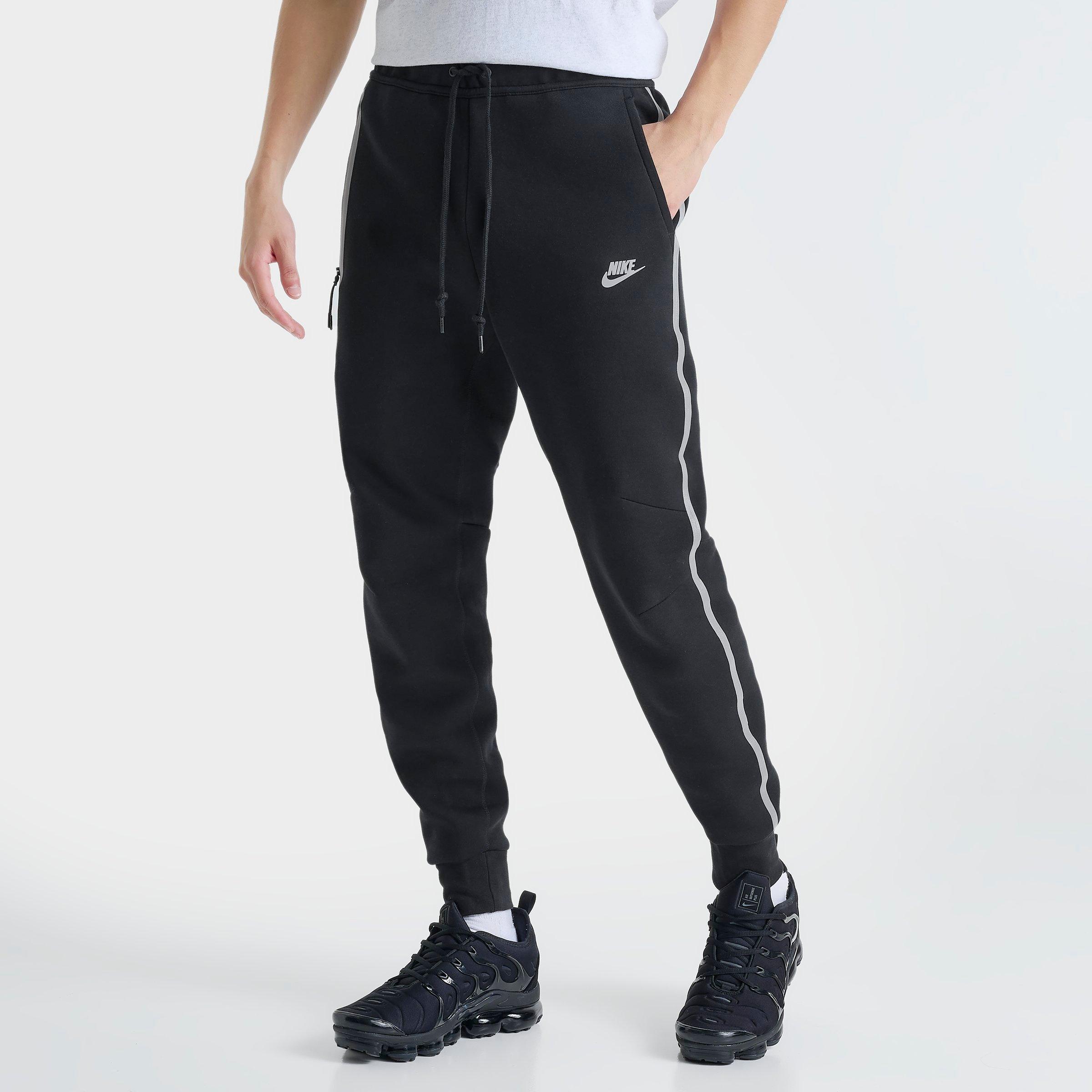 Nike Men's Tech Fleece Reflective Jogger Pants in Black/Black Size Large Cotton/Polyester/Fleece