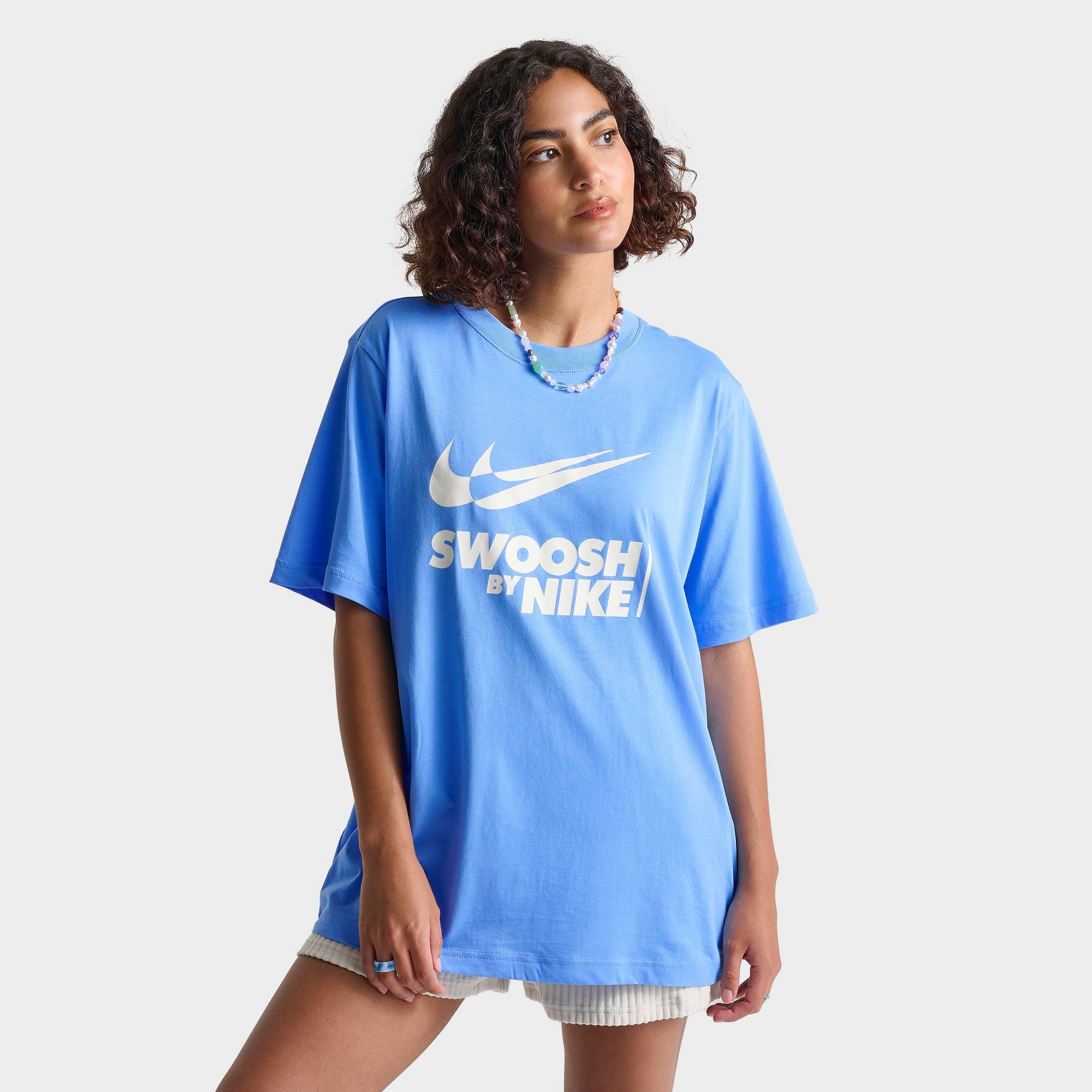 Nike Women's Swoosh Boyfriend T-shirt In Blue