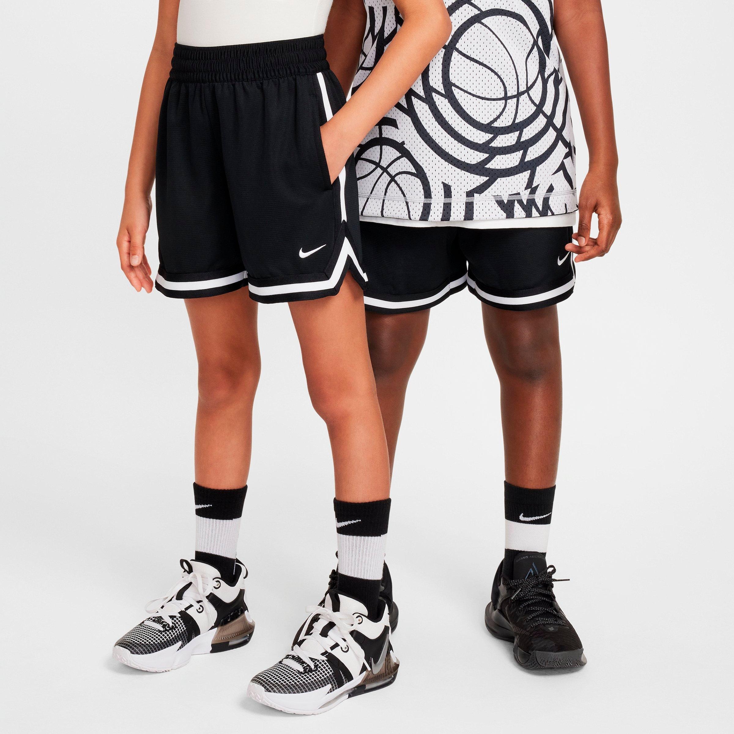 Nike Big Kids DNA 5 Inch Inseam Basketball Shorts in Black/White Size: XS