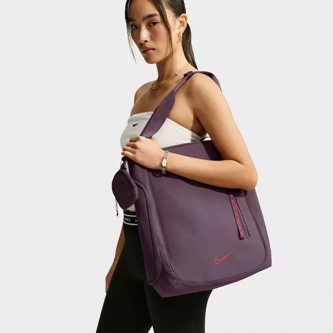 Nike Sportswear Commute Tote Bag (20L)