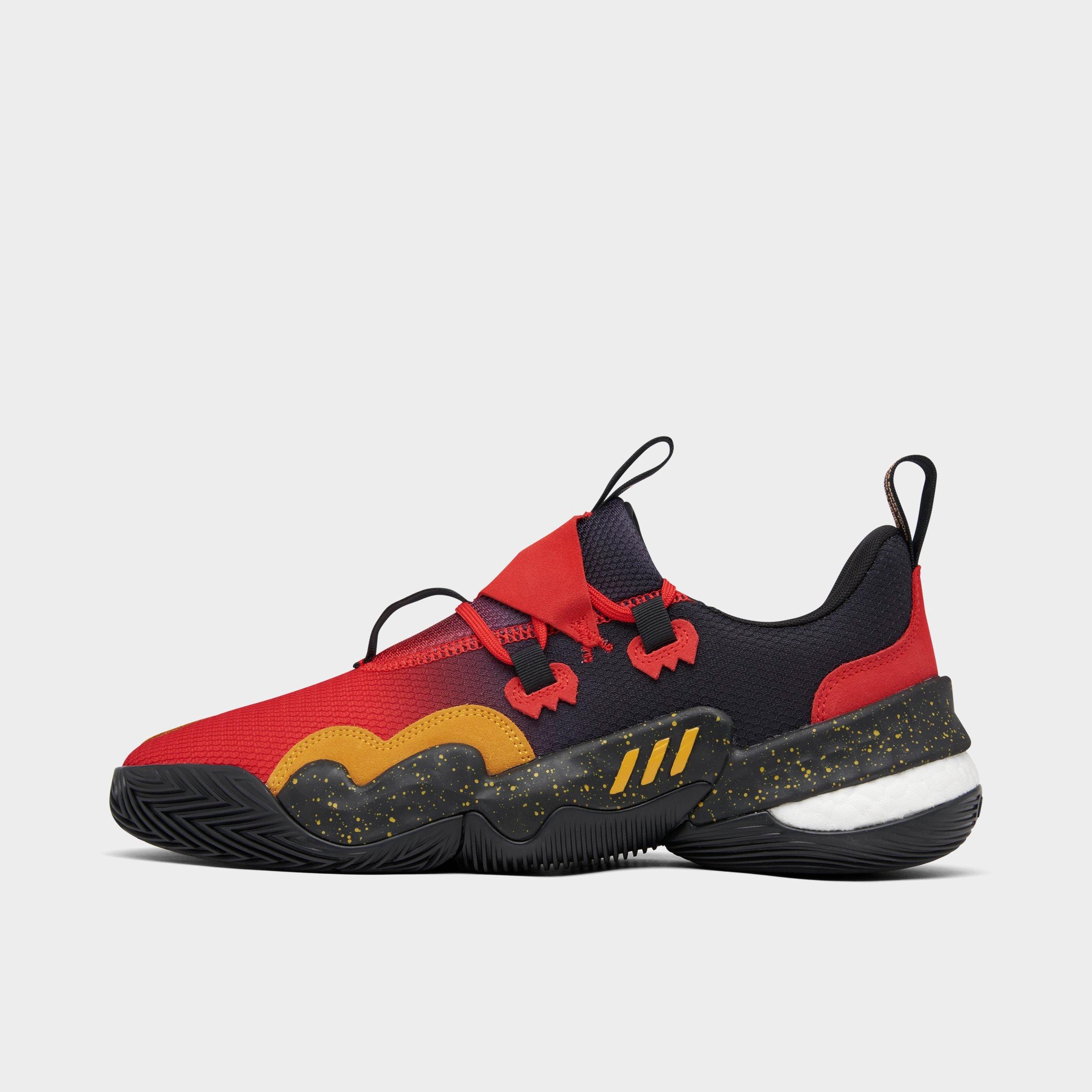 trae young's basketball shoes