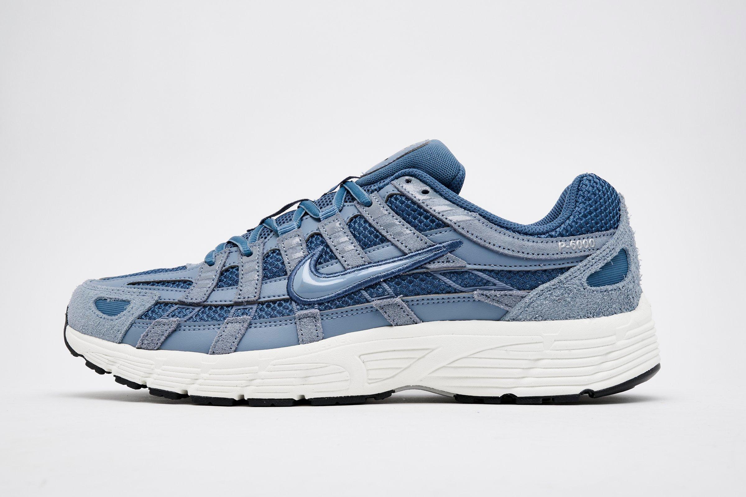 Nike P-6000 SE Casual Shoes in Blue/Diffused Blue Size 9.5 Suede
